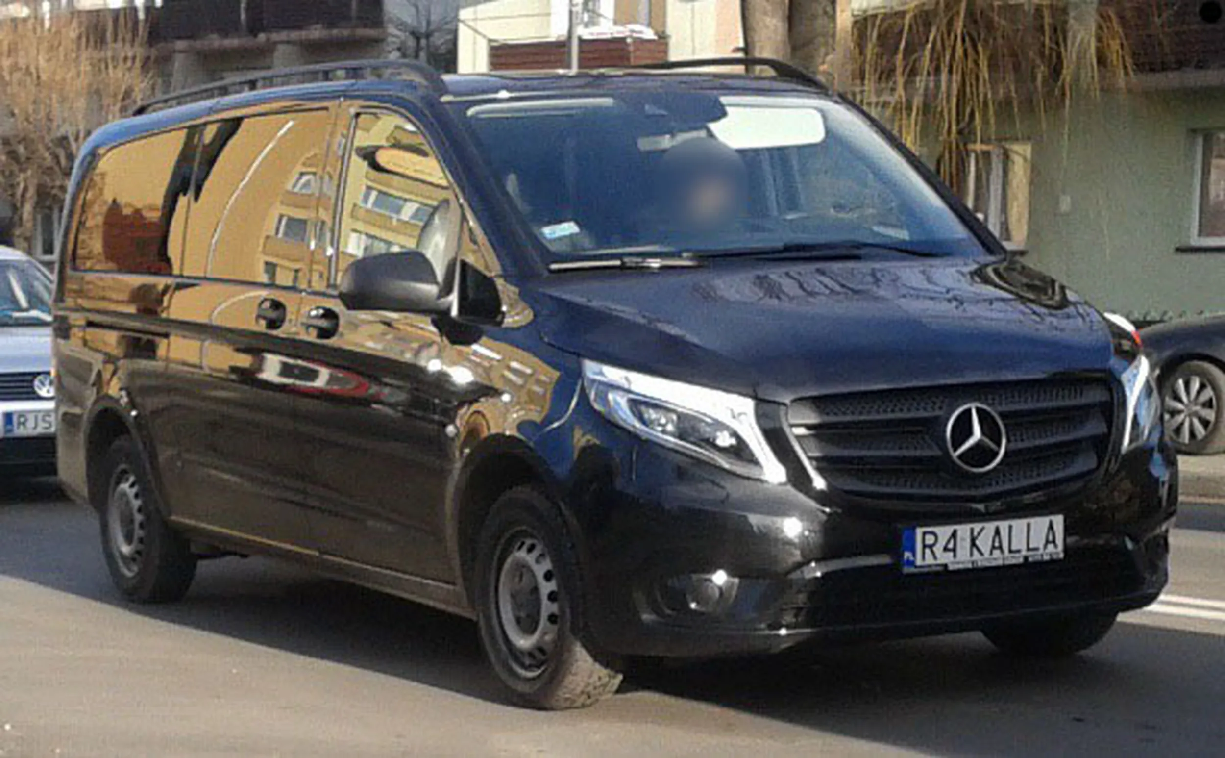 Fajny numer, blacha R4 KALLA