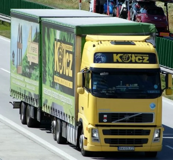 Fajny numer, blacha R4 KOLCZ