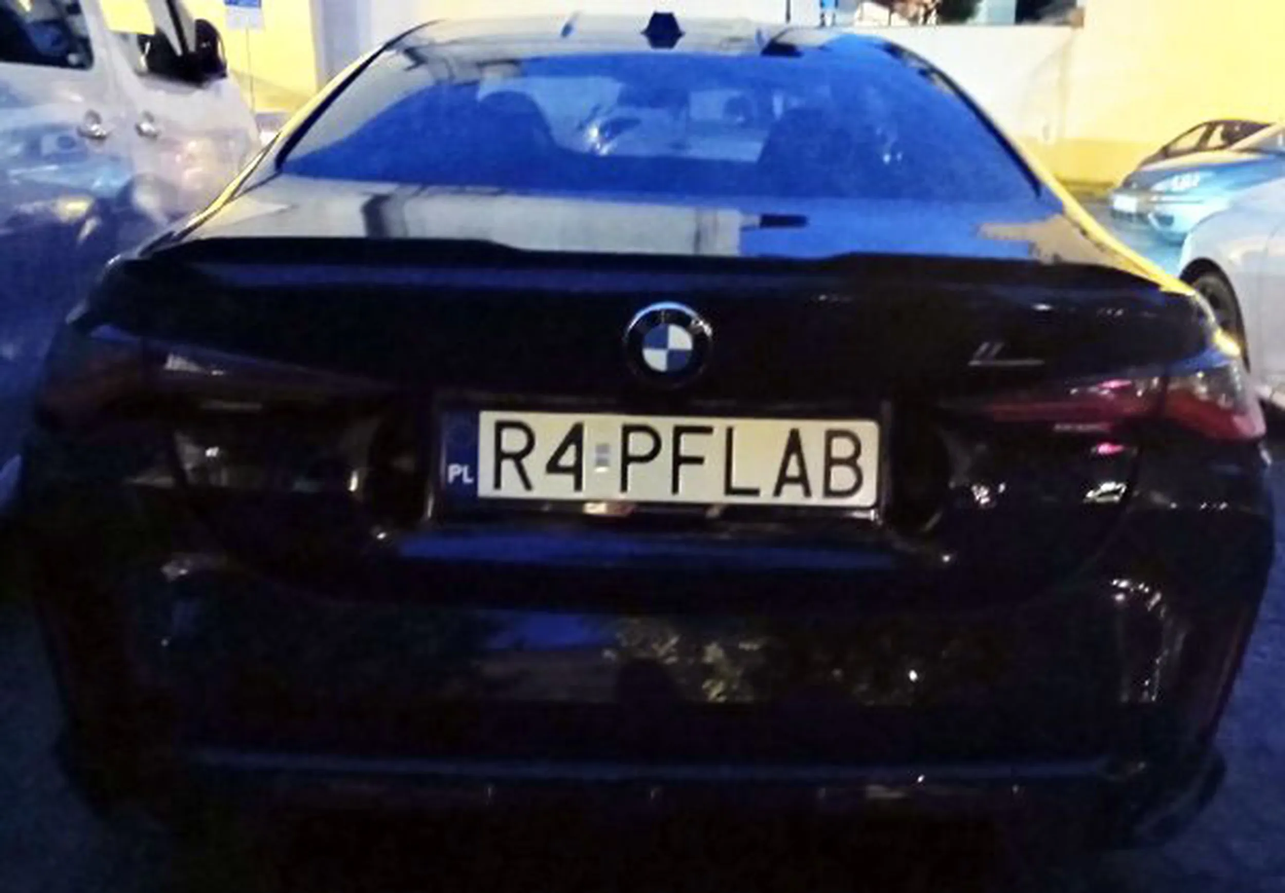 Fajny numer, blacha R4 PFLAB