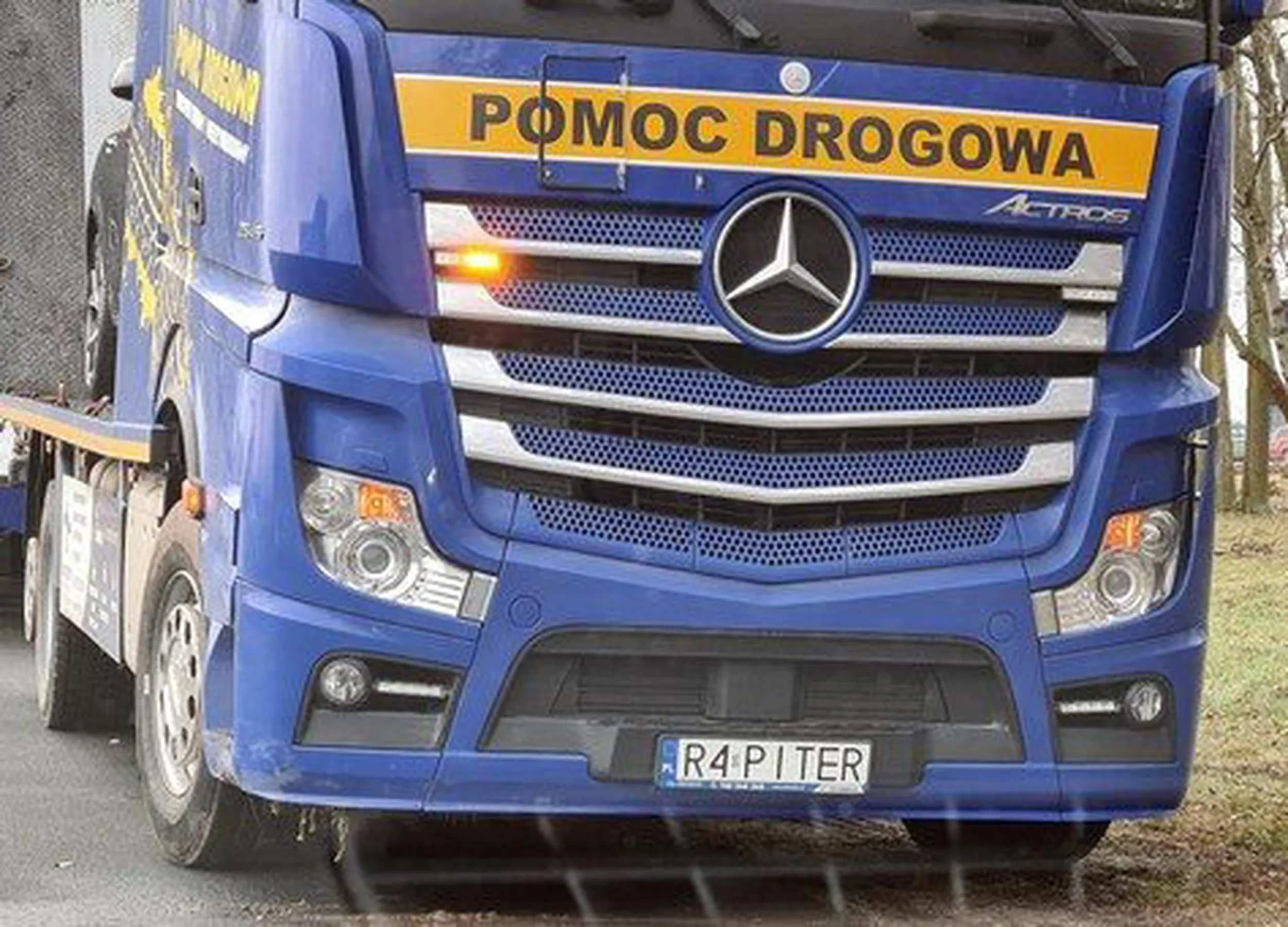 Fajny numer, blacha R4 PITER