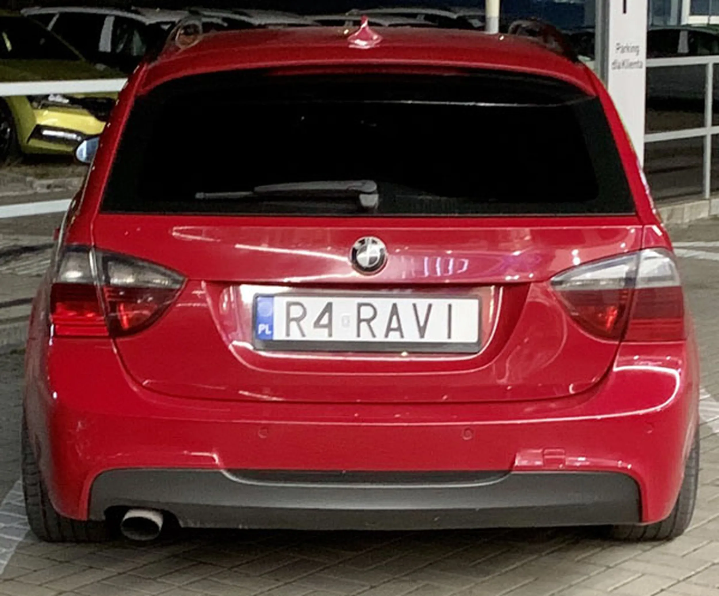 Fajny numer, blacha R4 RAVI