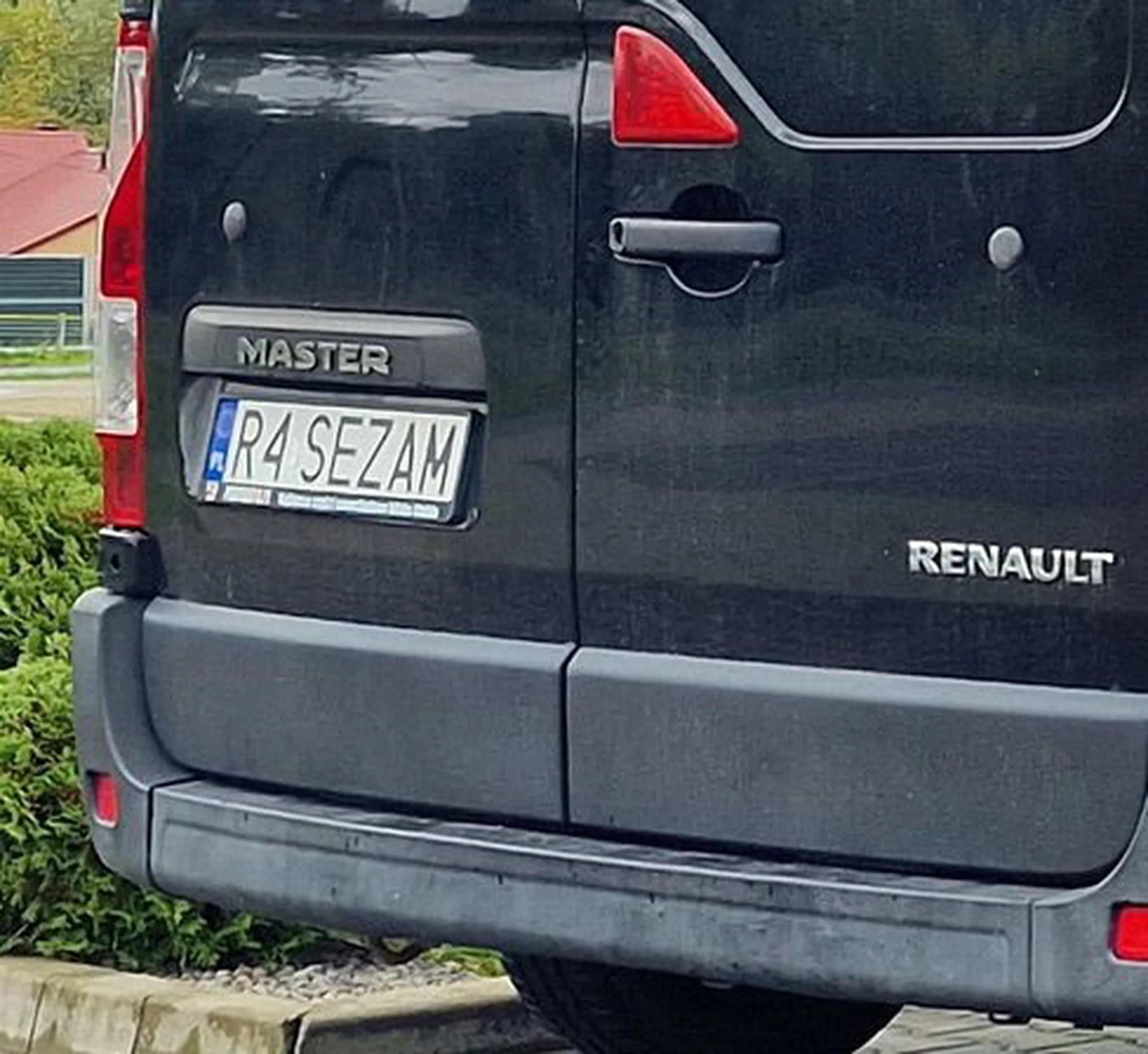 Fajny numer, blacha R4 SEZAM