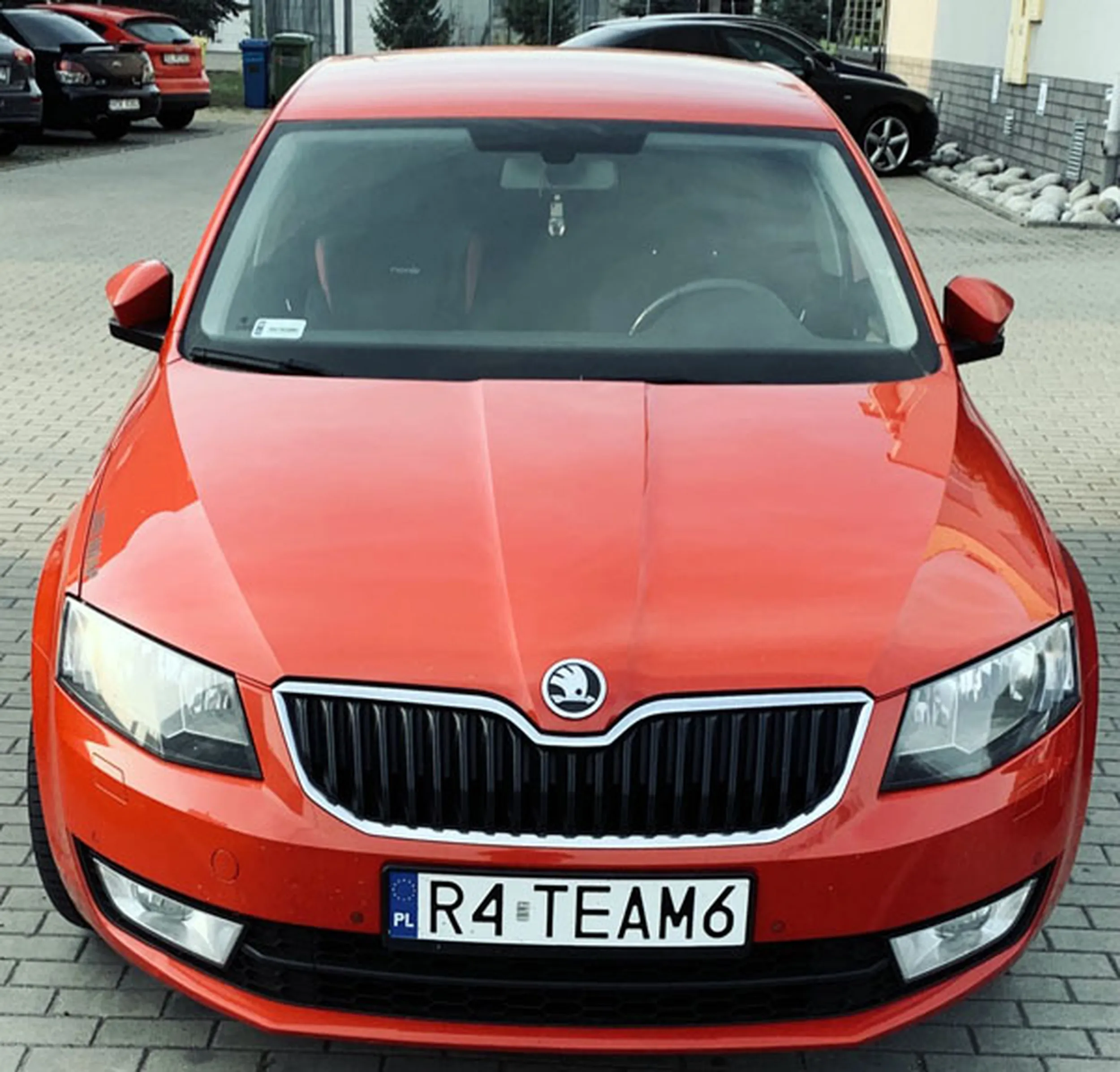 Fajny numer, blacha R4 TEAM6