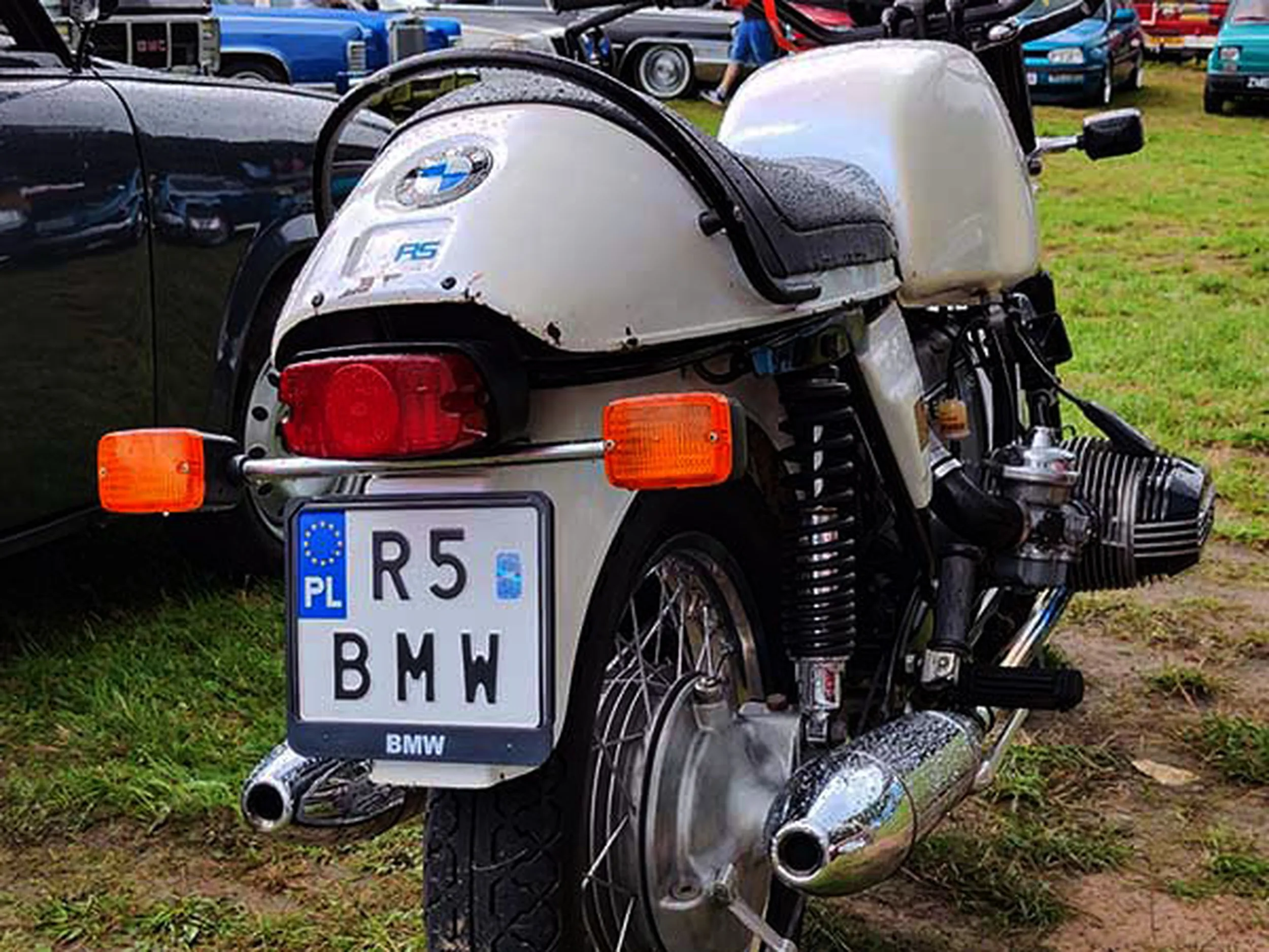 Fajny numer, blacha R5 BMW