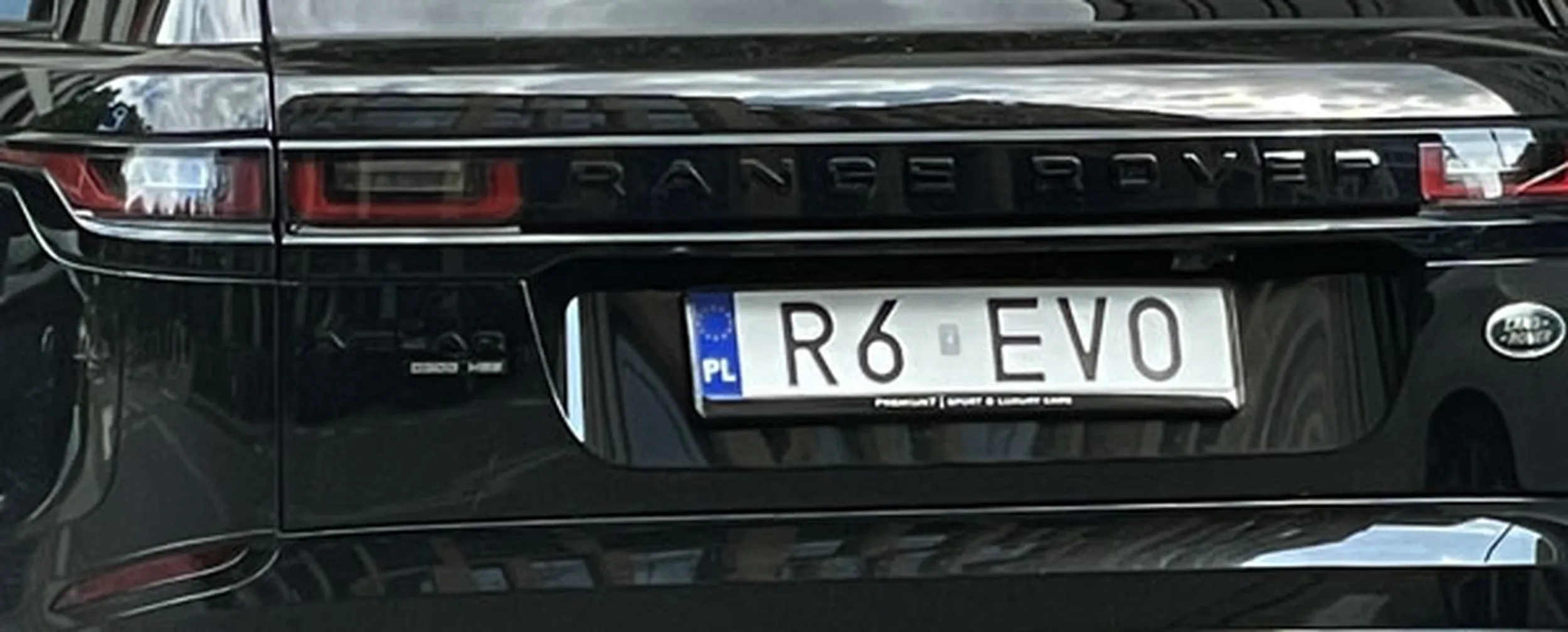 Fajny numer, blacha R6 EVO