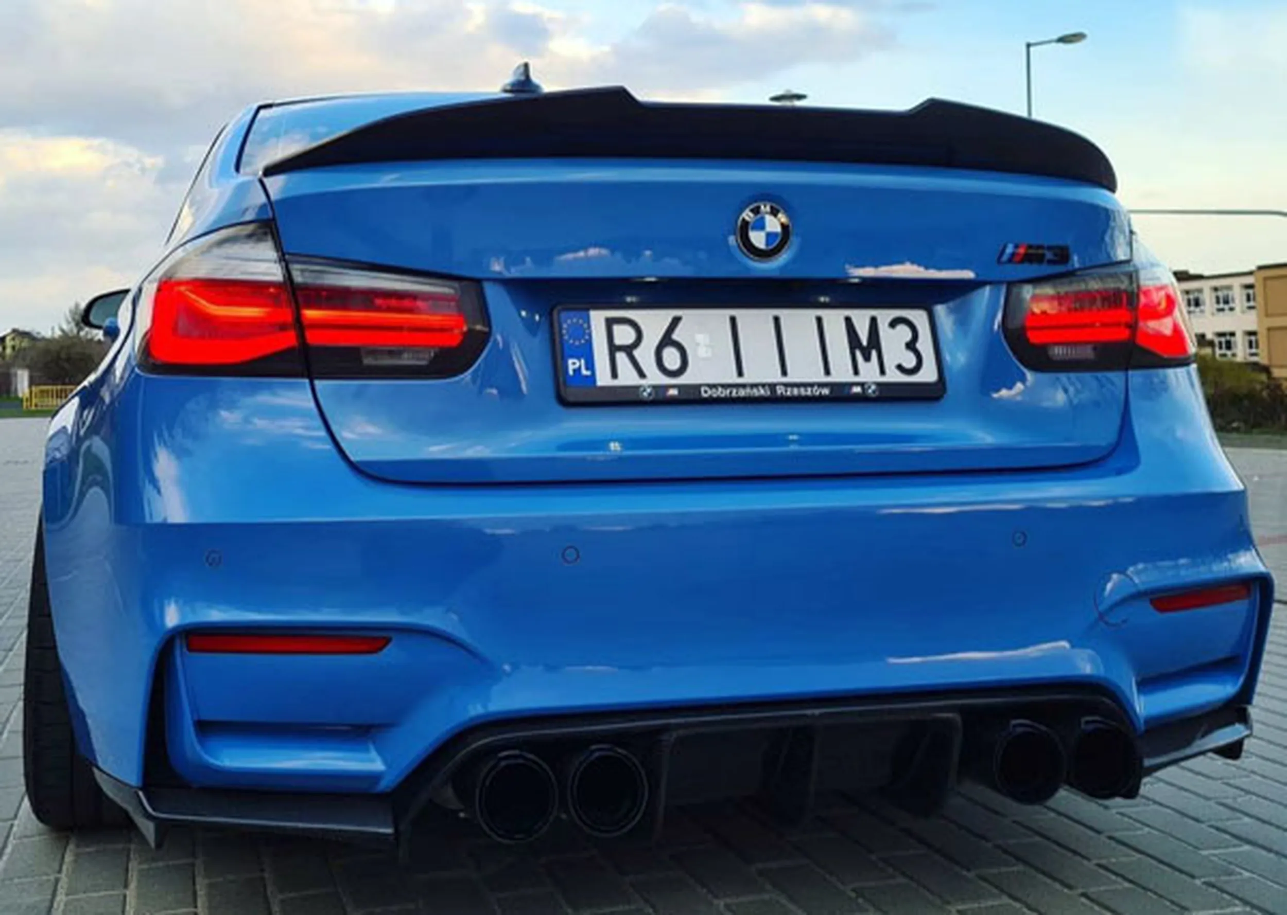 Fajny numer, blacha R6 IIIM3