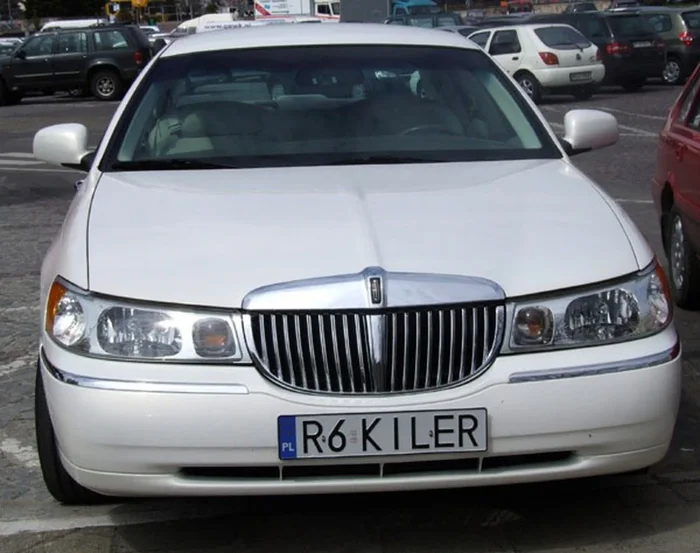 Fajny numer, blacha R6 KILER