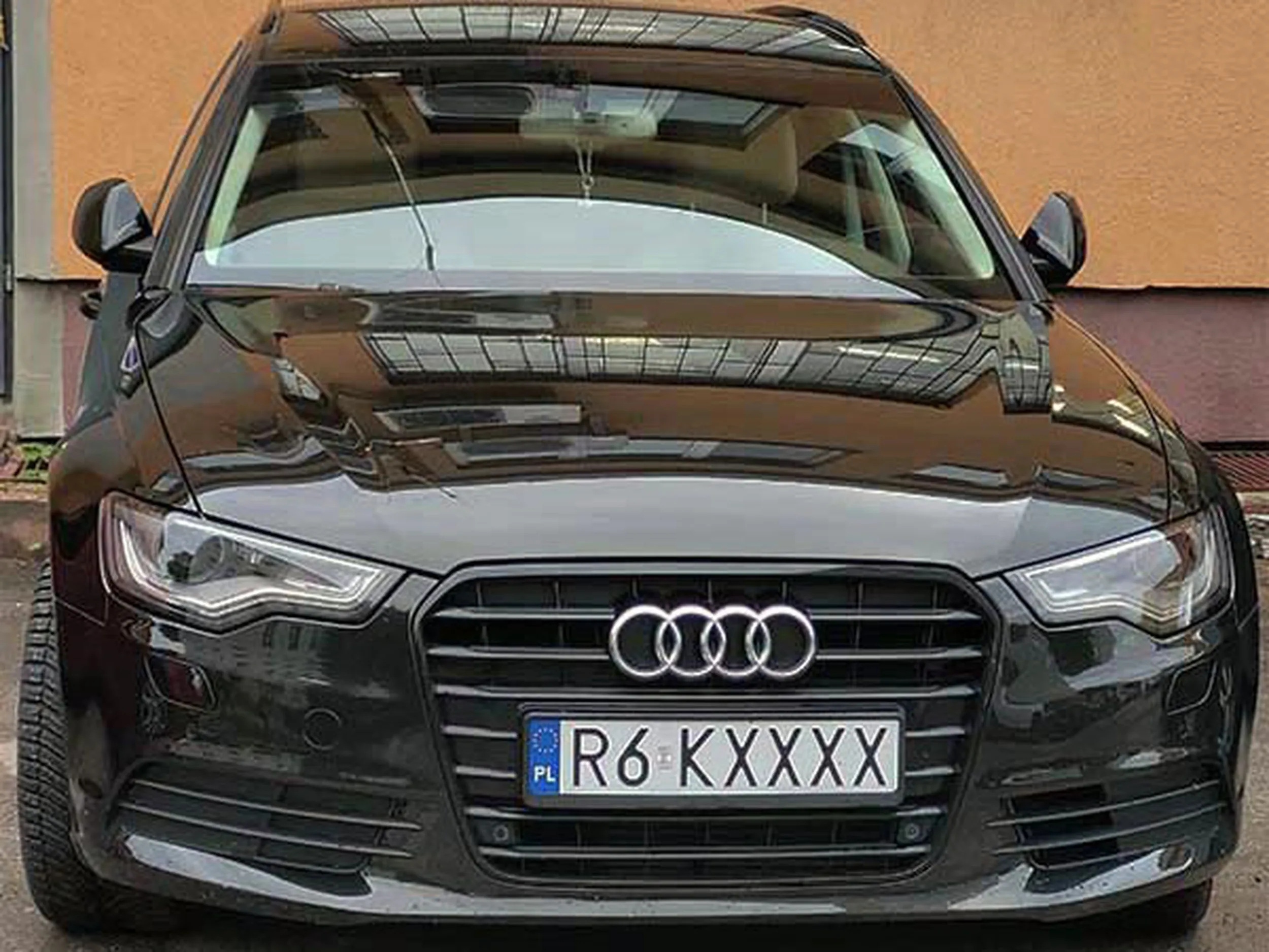 Fajny numer, blacha R6 KXXXX