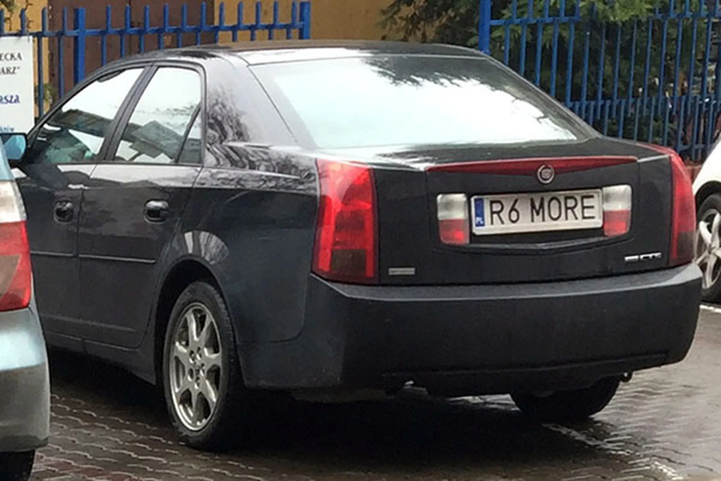 Fajny numer, blacha R6 MORE