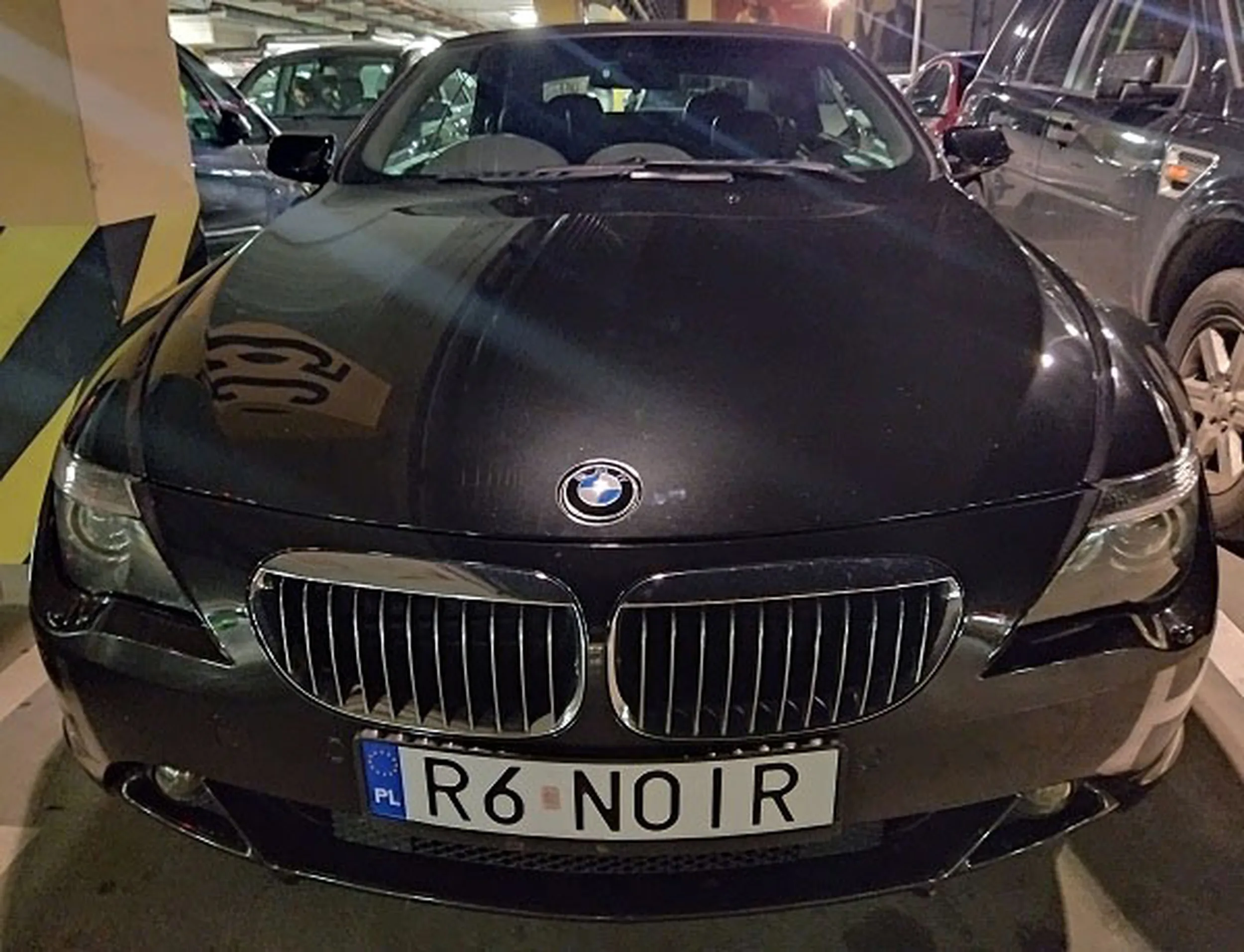 Fajny numer, blacha R6 NOIR