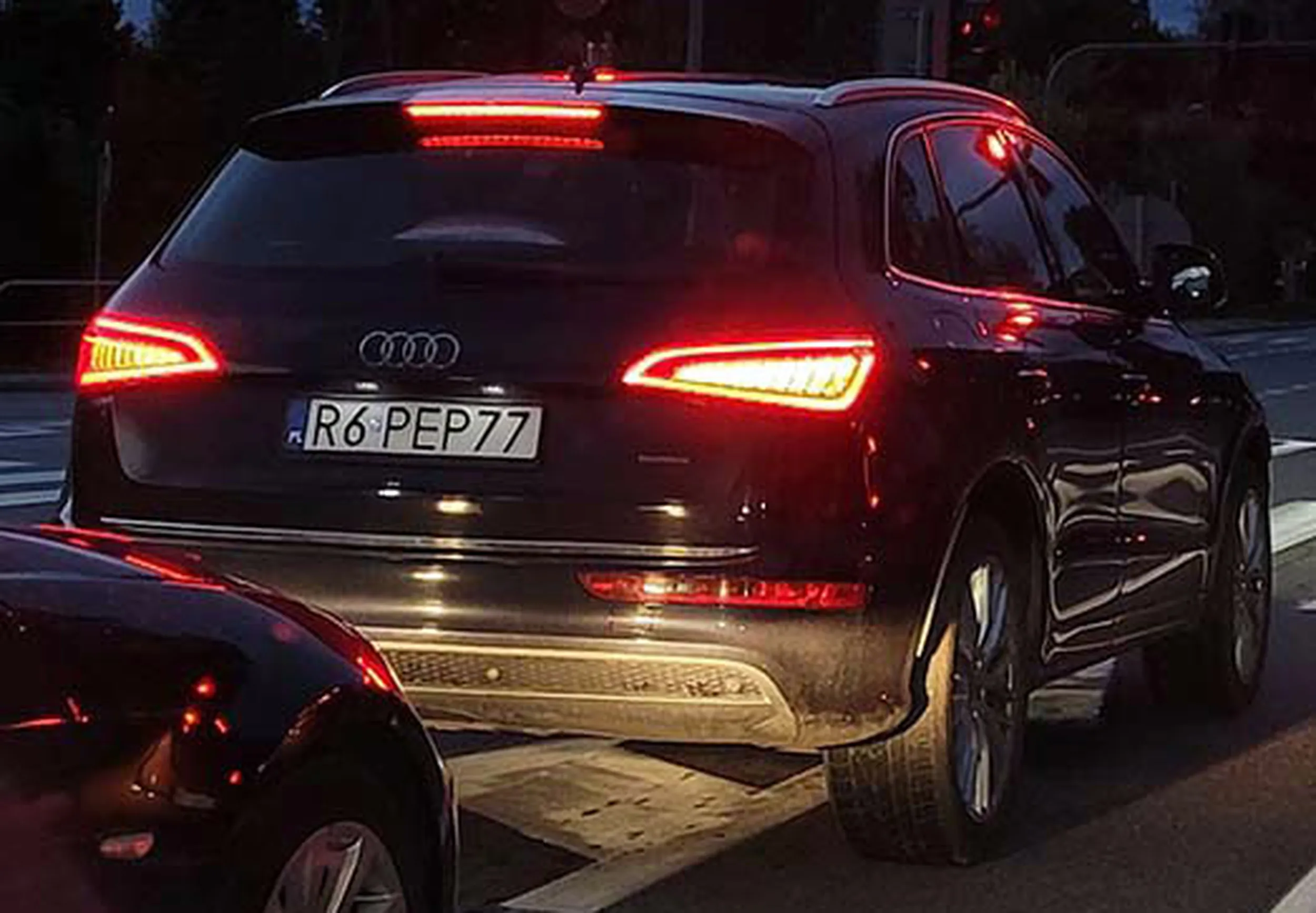 Fajny numer, blacha R6 PEP77