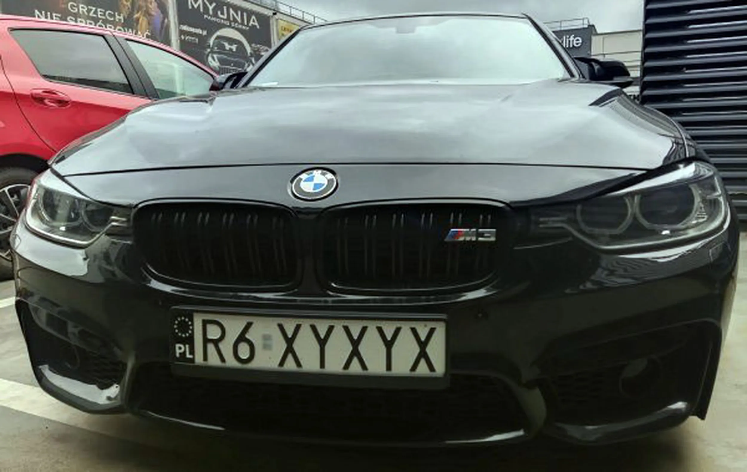 Fajny numer, blacha R6 XYXYX