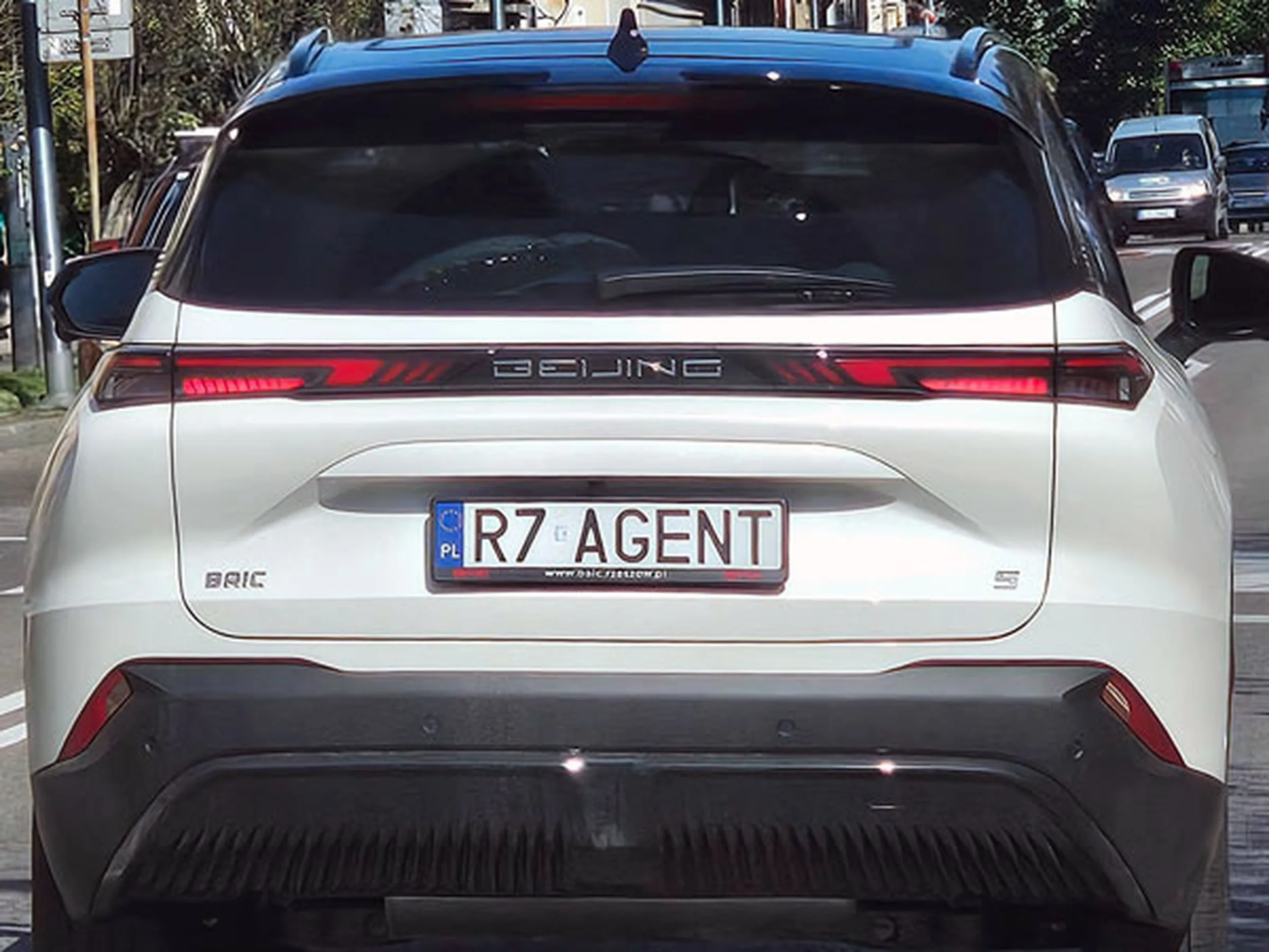 Fajny numer, blacha R7 AGENT