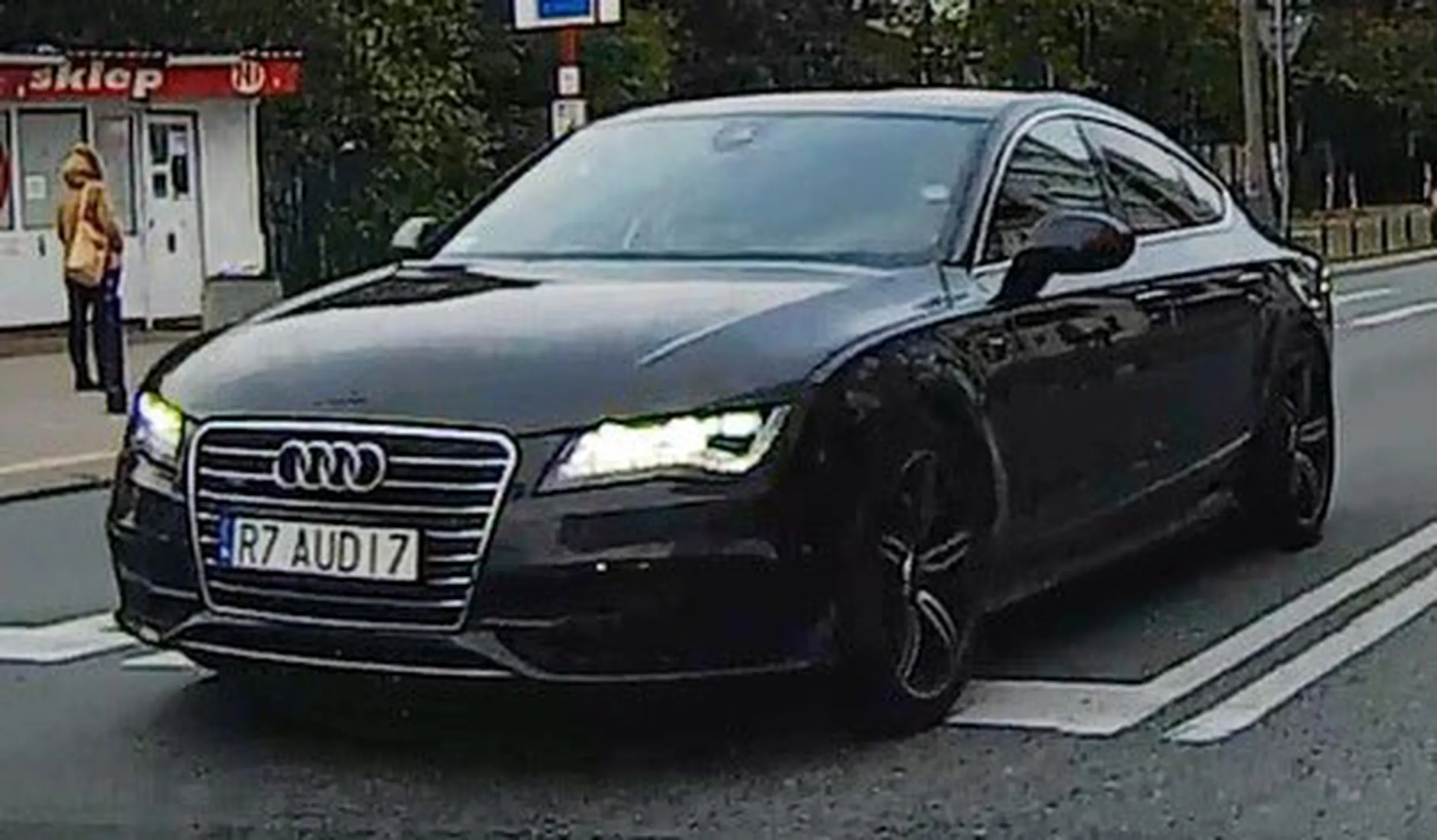 Fajny numer, blacha R7 AUDI7