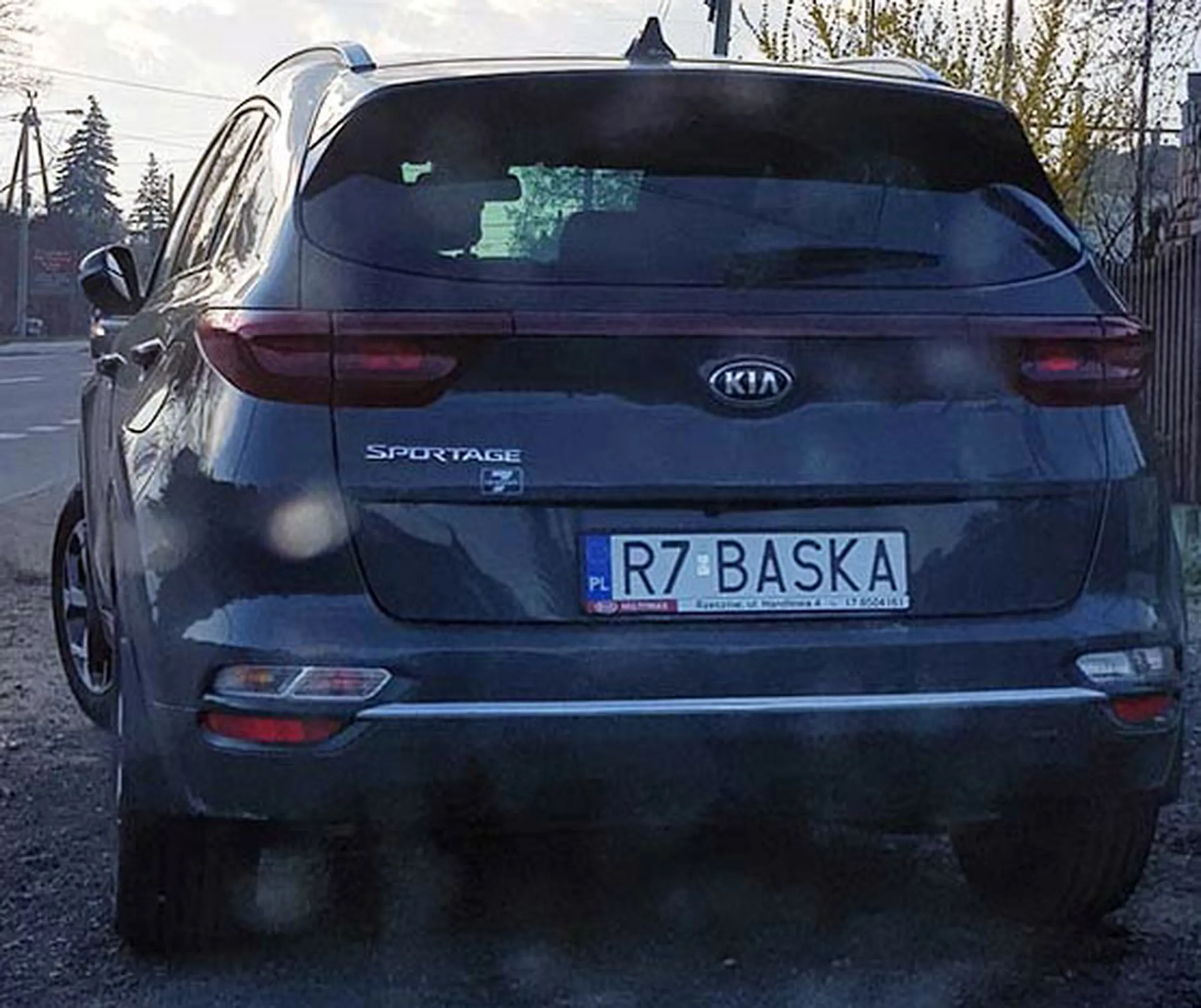 Fajny numer, blacha R7 BASKA