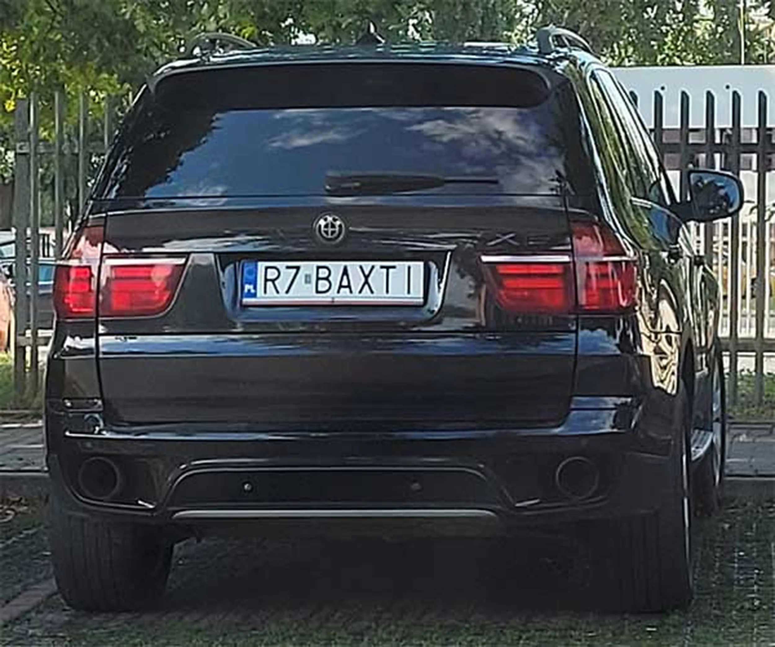 Fajny numer, blacha R7 BAXTI