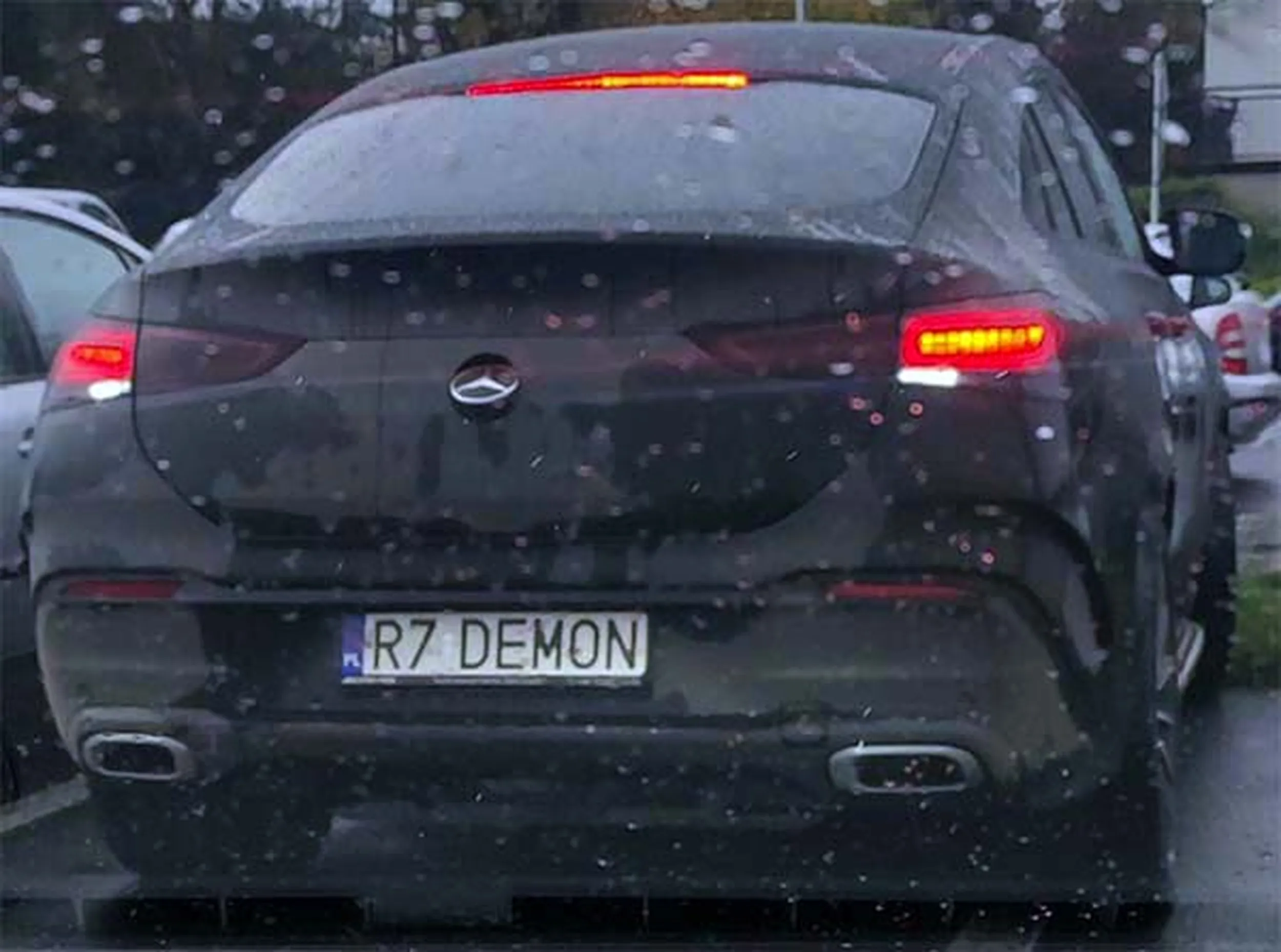 Fajny numer, blacha R7 DEMON