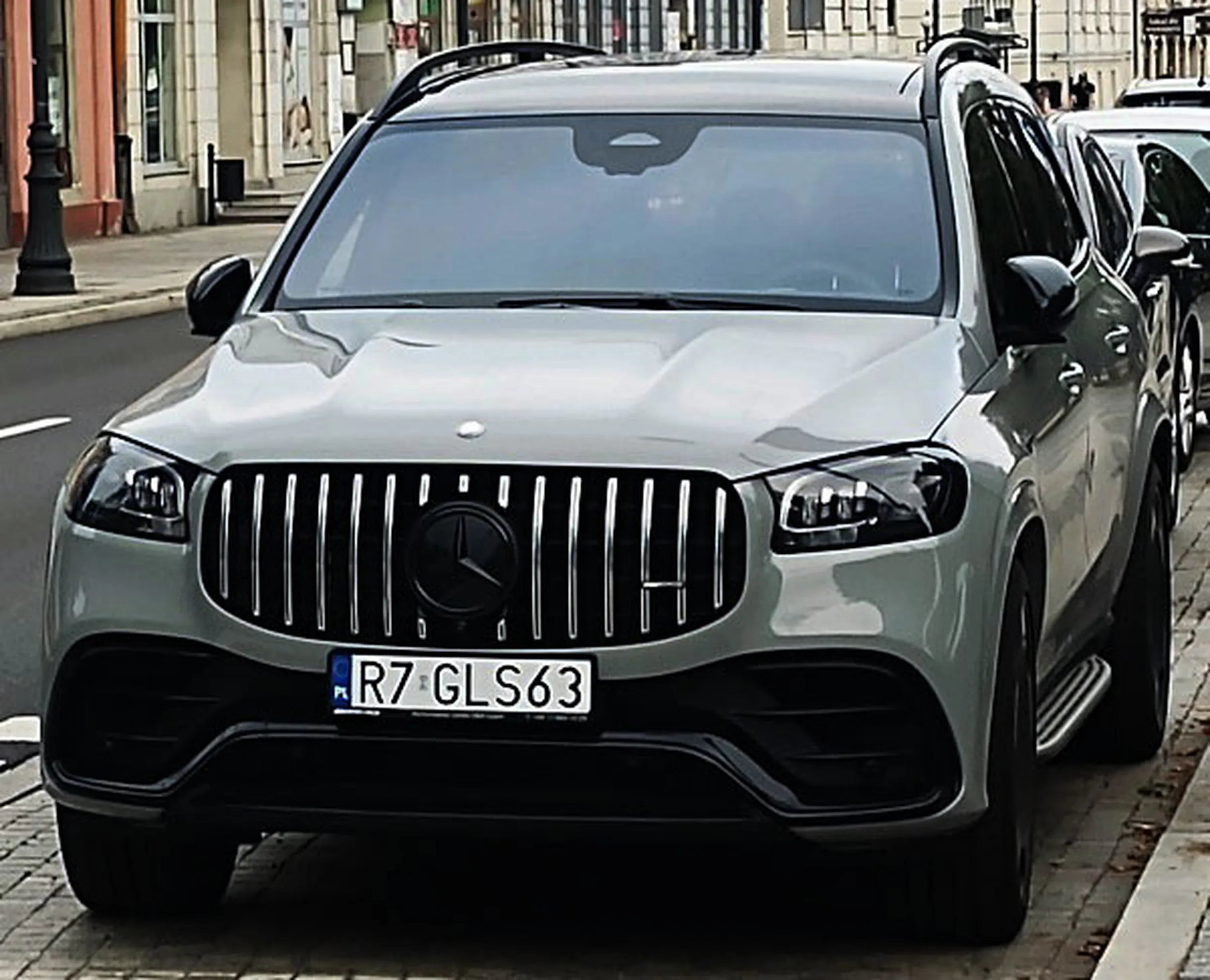 Fajny numer, blacha R7 GLS63