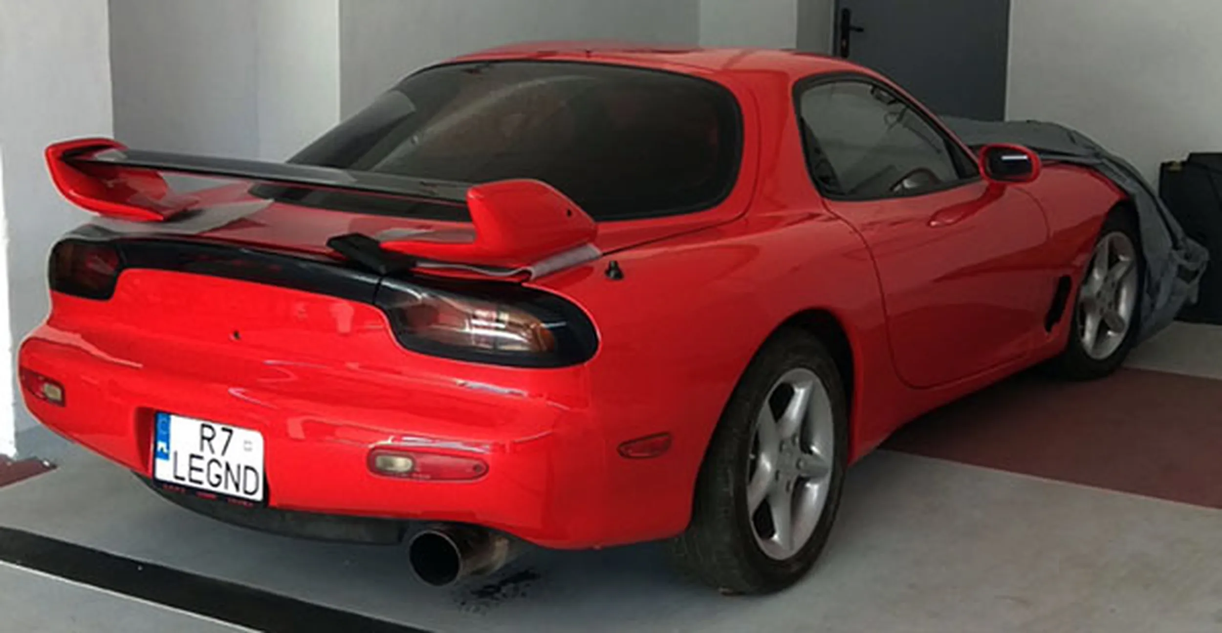 Fajny numer, blacha R7 LEGND