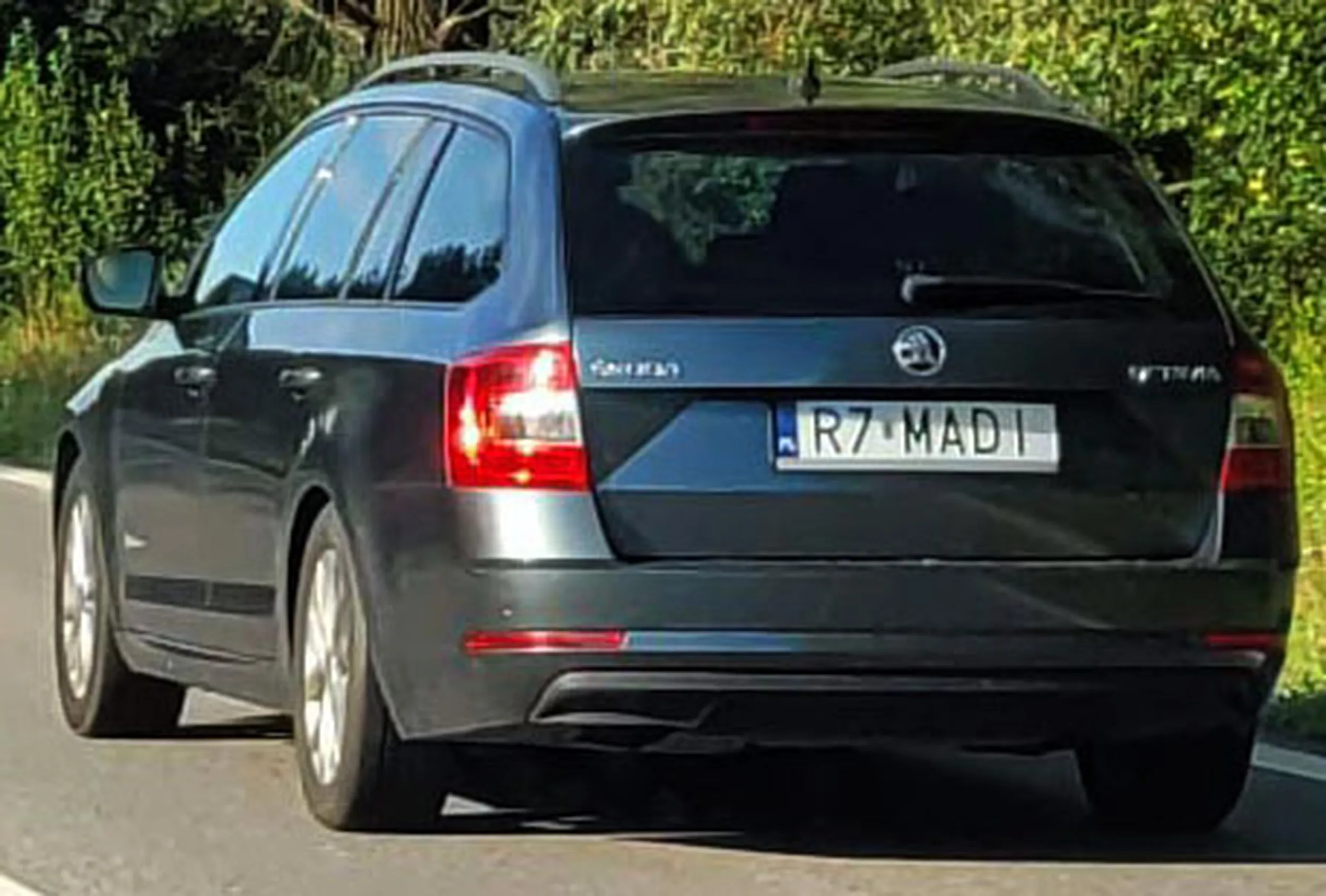 Fajny numer, blacha R7 MADI