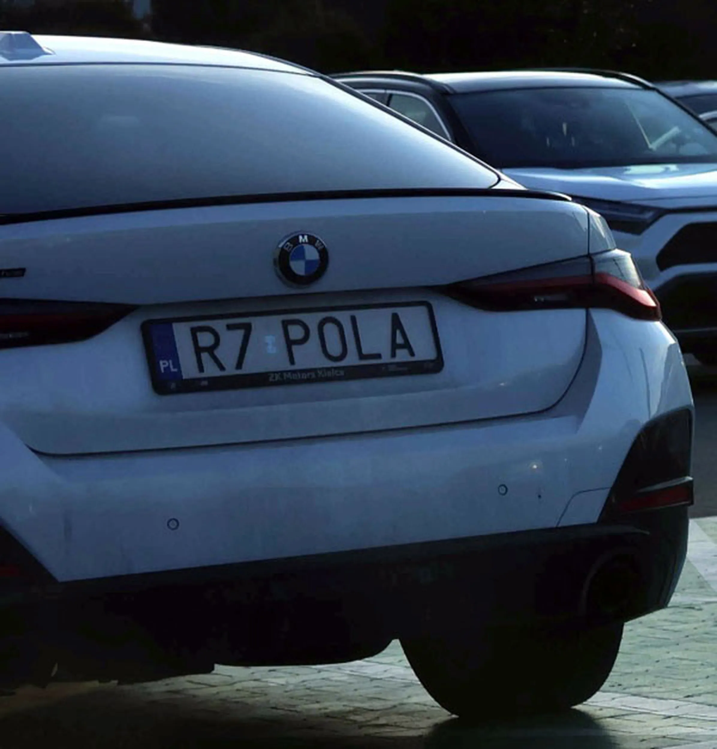 Fajny numer, blacha R7 POLA