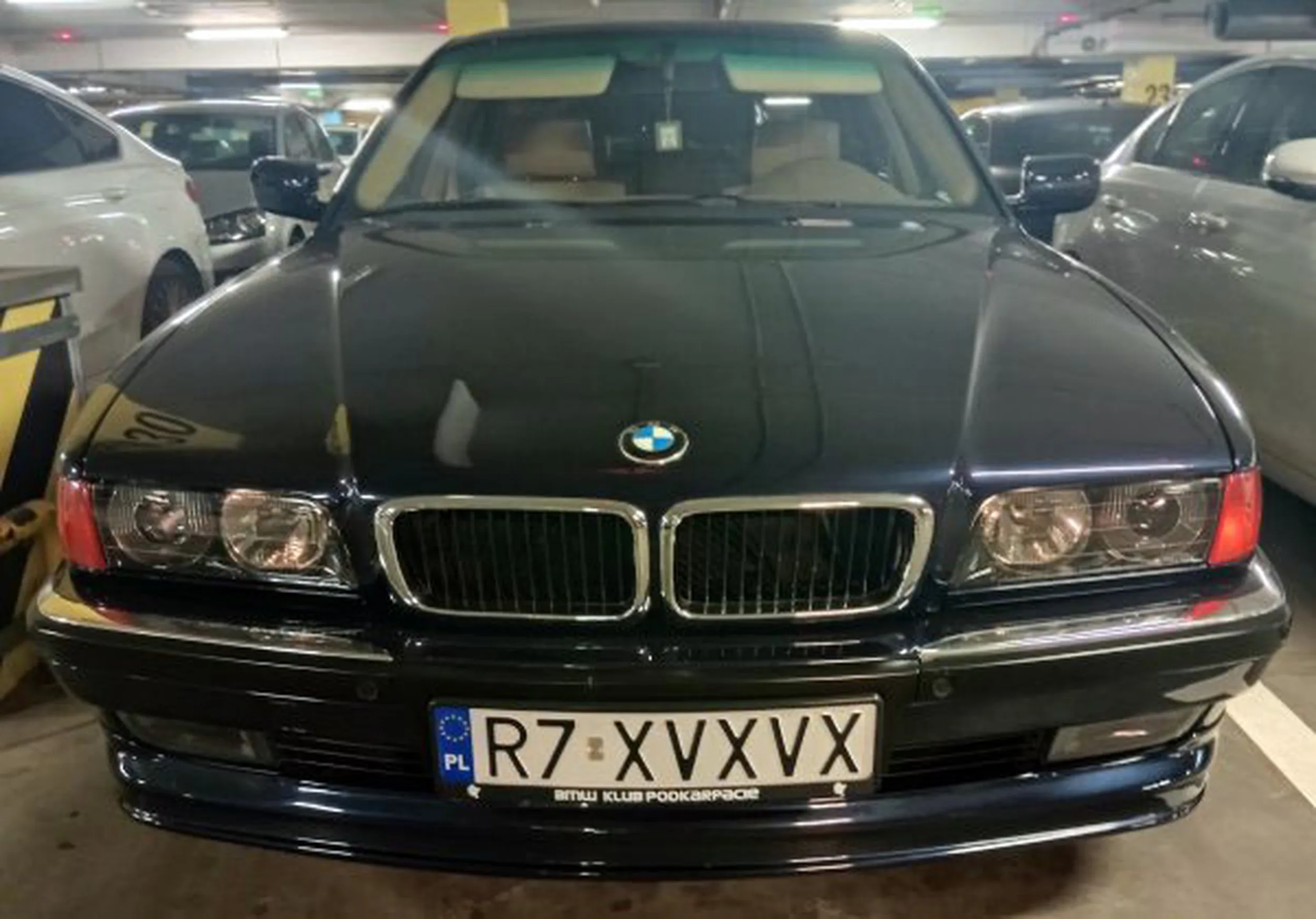 Fajny numer, blacha R7 XVXVX