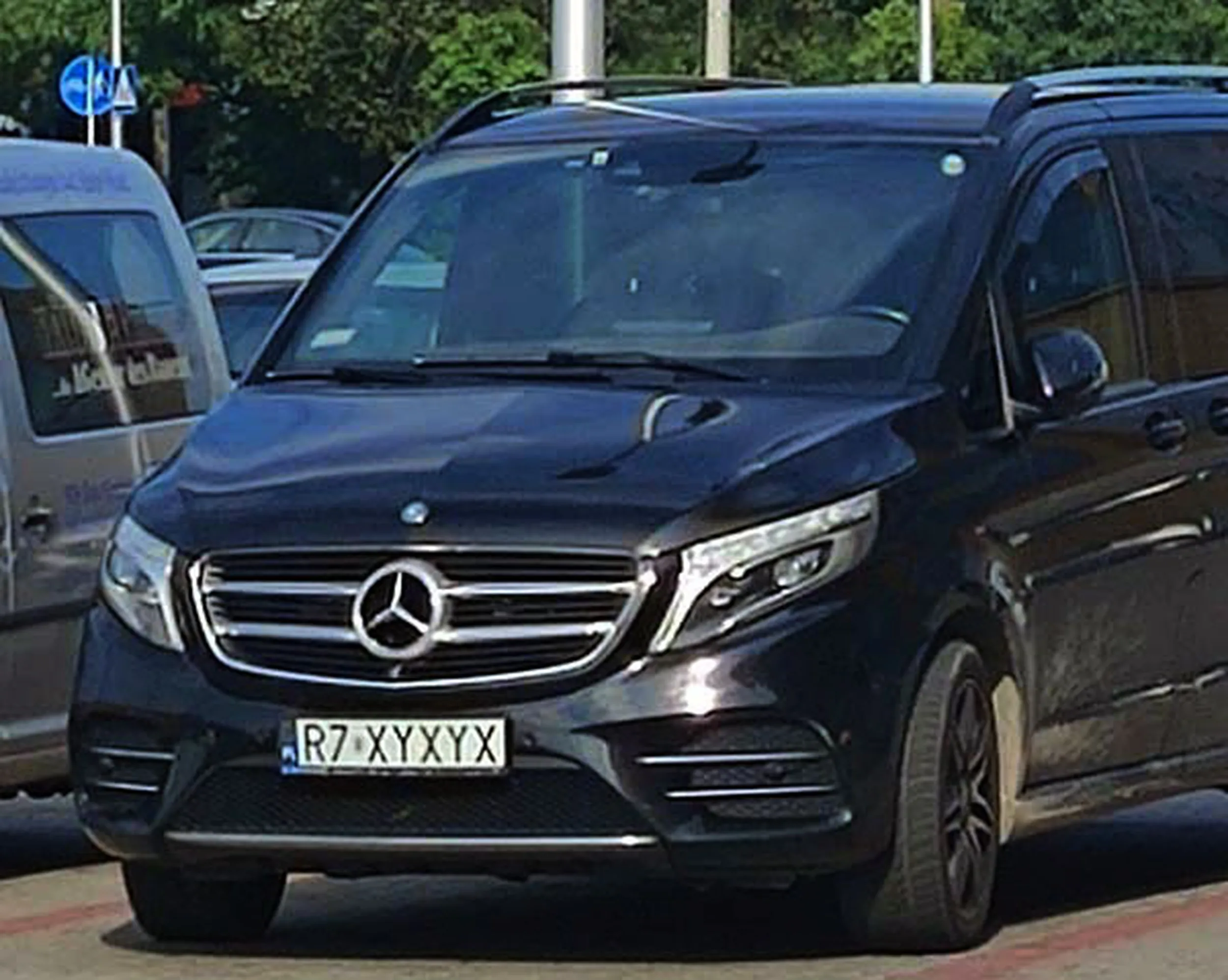 Fajny numer, blacha R7 XYXYX