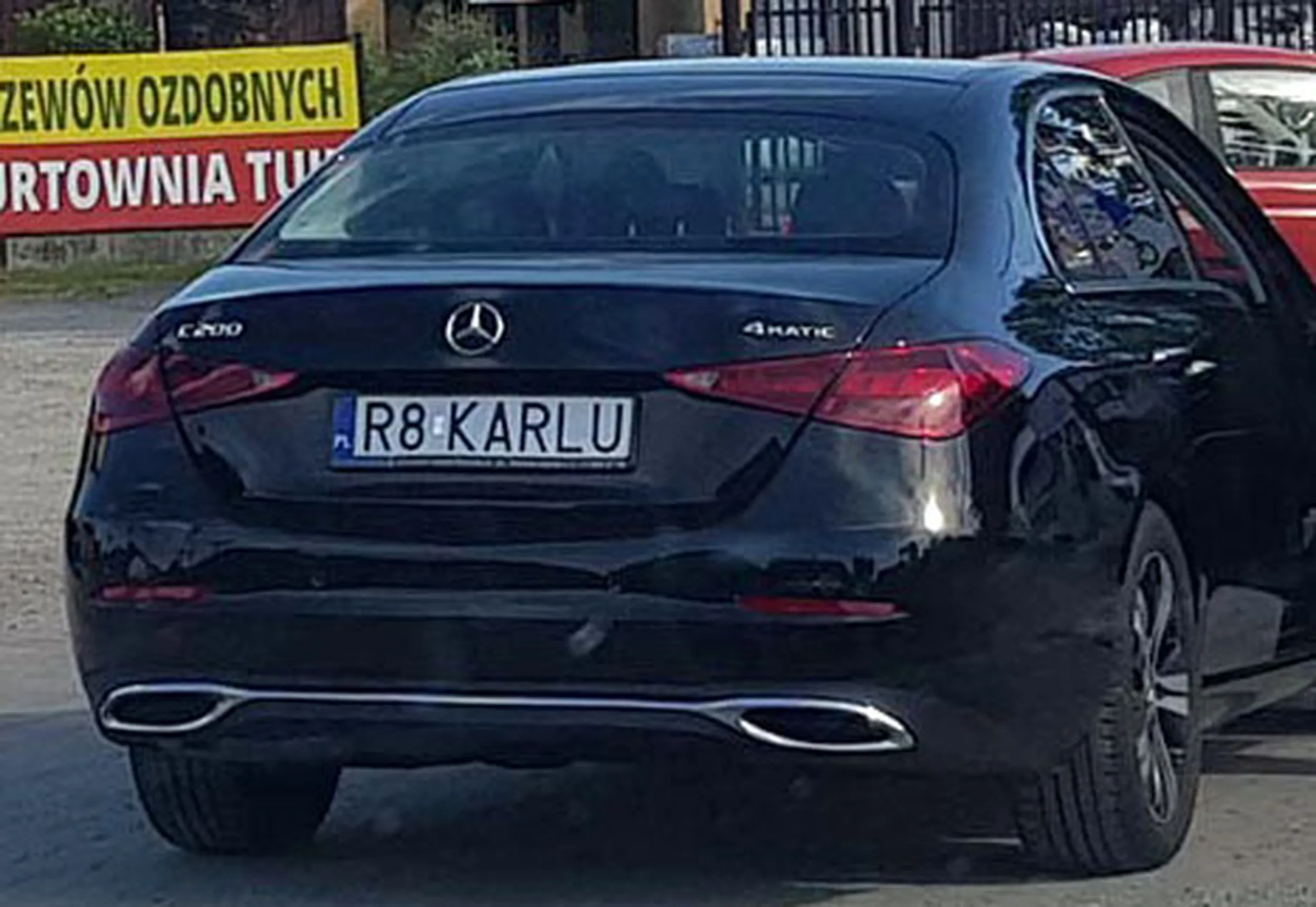 Fajny numer, blacha R8 KARLU