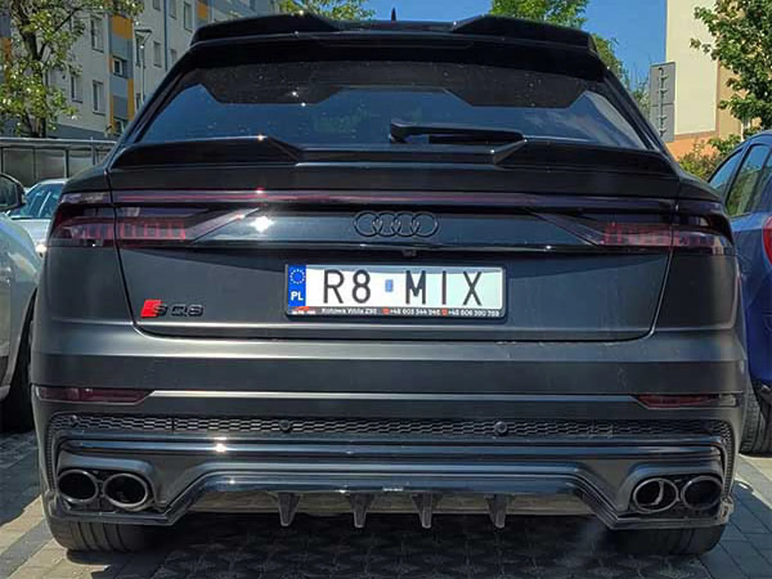 Fajny numer, blacha R8 MIX