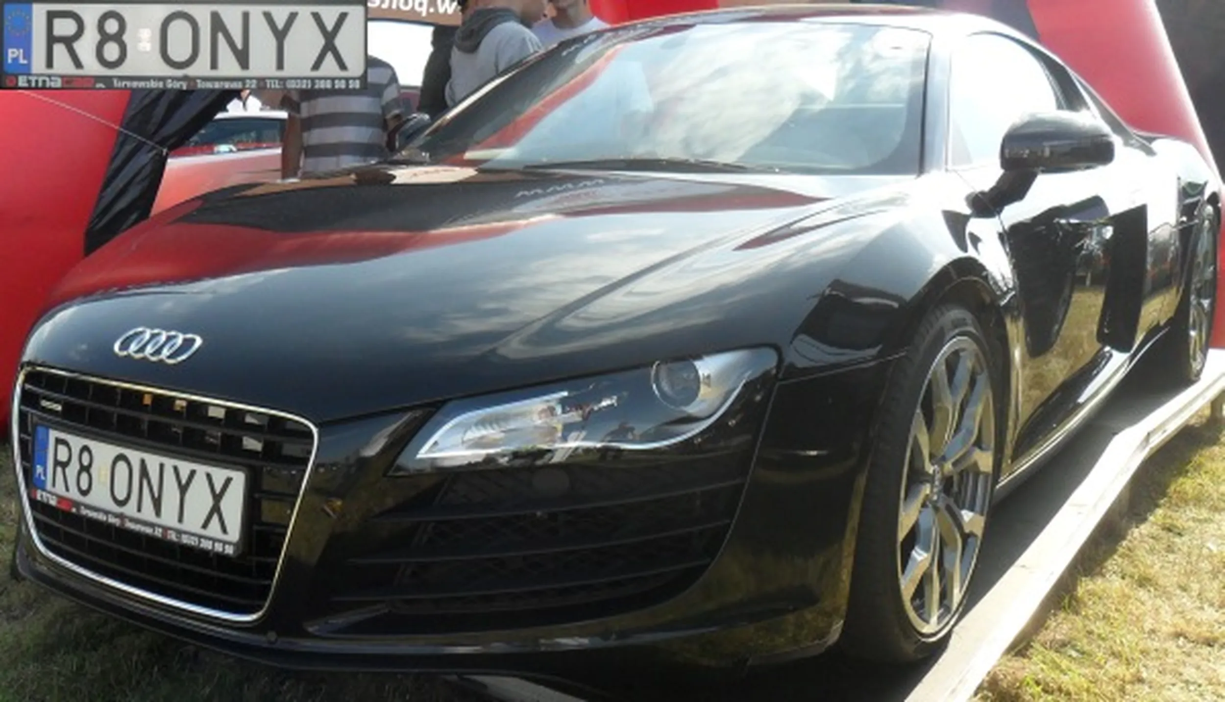 Fajny numer, blacha R8 ONYX