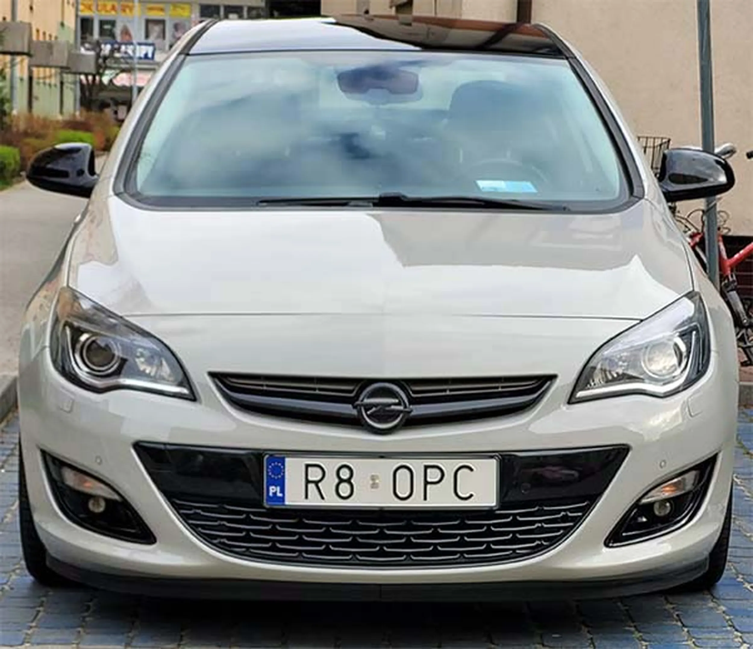 Fajny numer, blacha R8 OPC