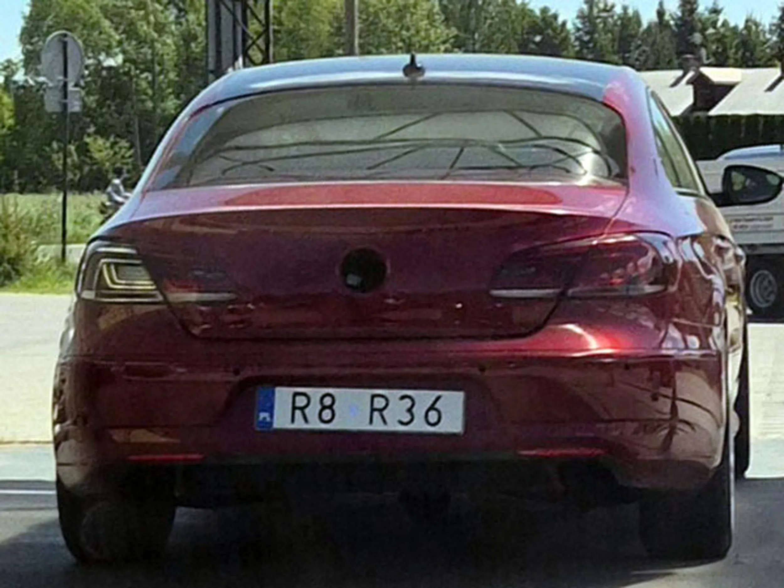 Fajny numer, blacha R8 R36