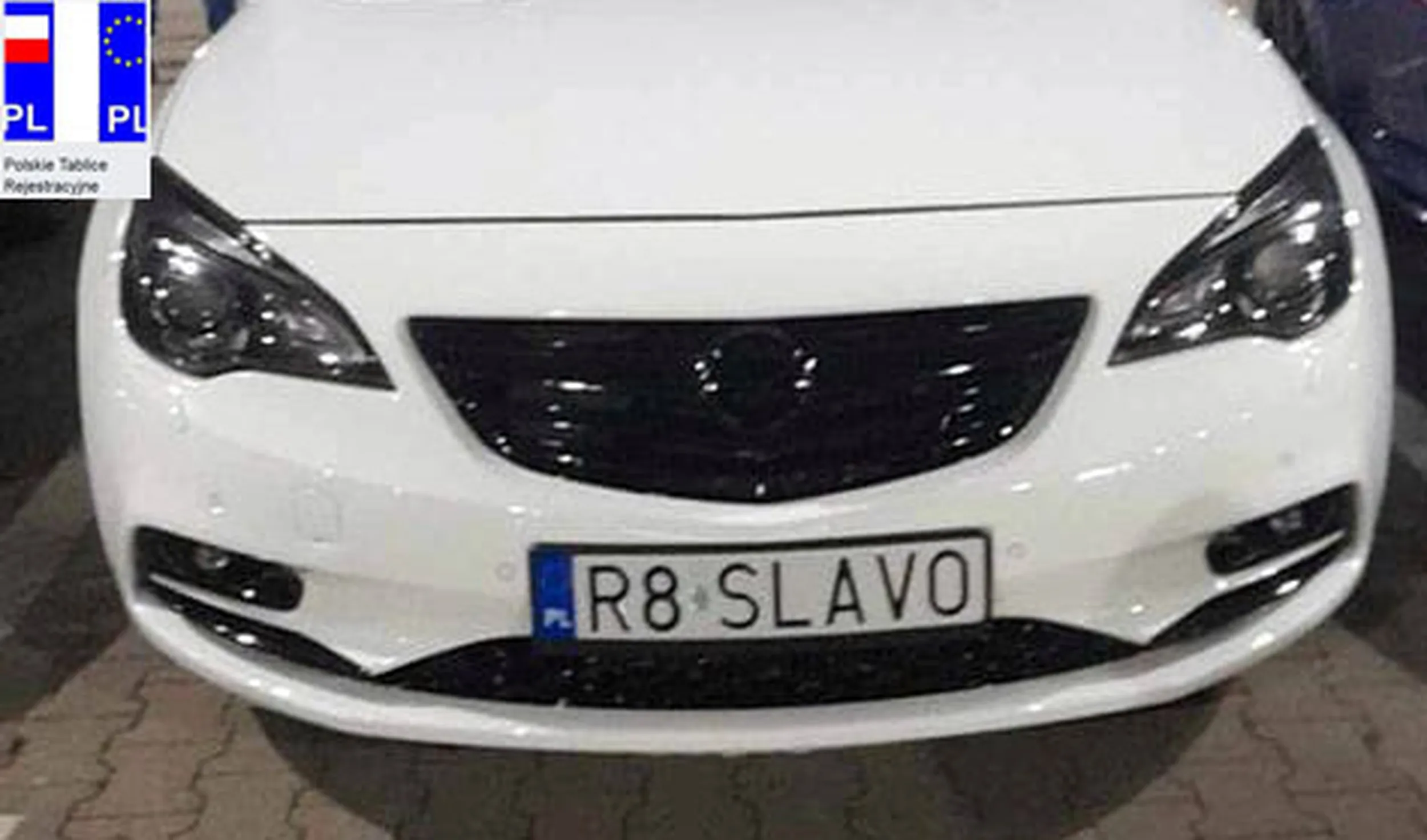 Fajny numer, blacha R8 SLAVO