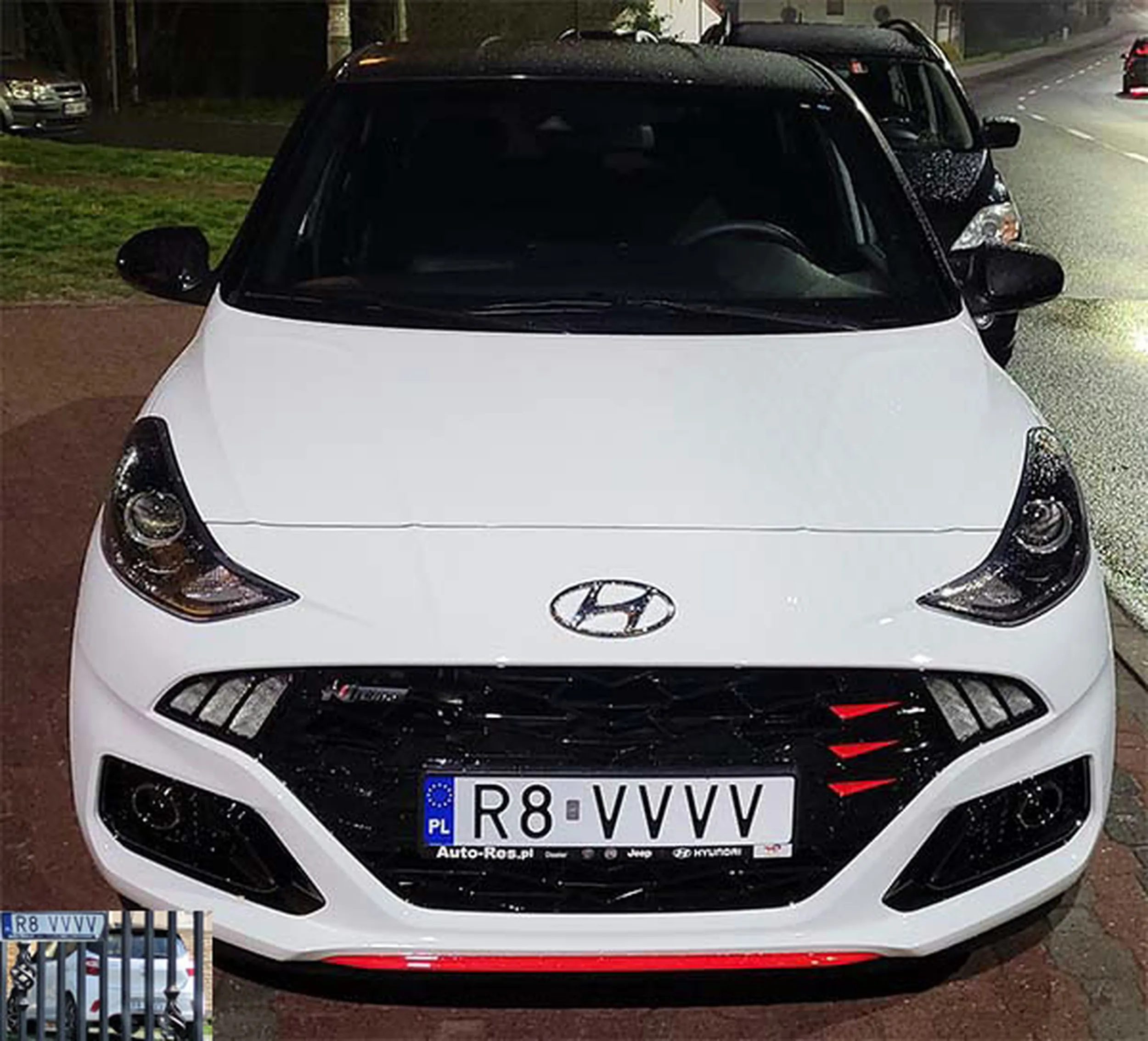 Fajny numer, blacha R8 VVVV