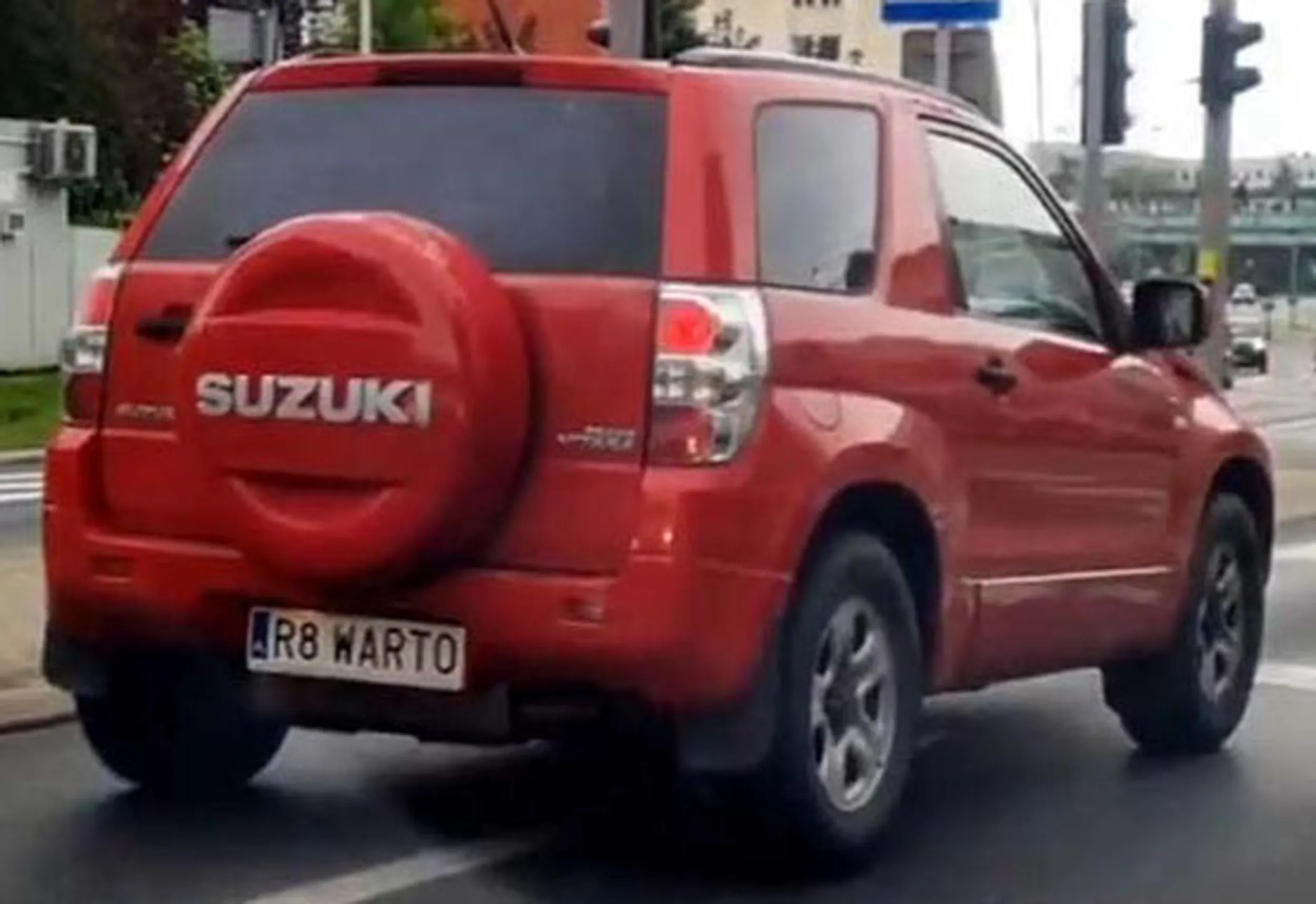 Fajny numer, blacha R8 WARTO