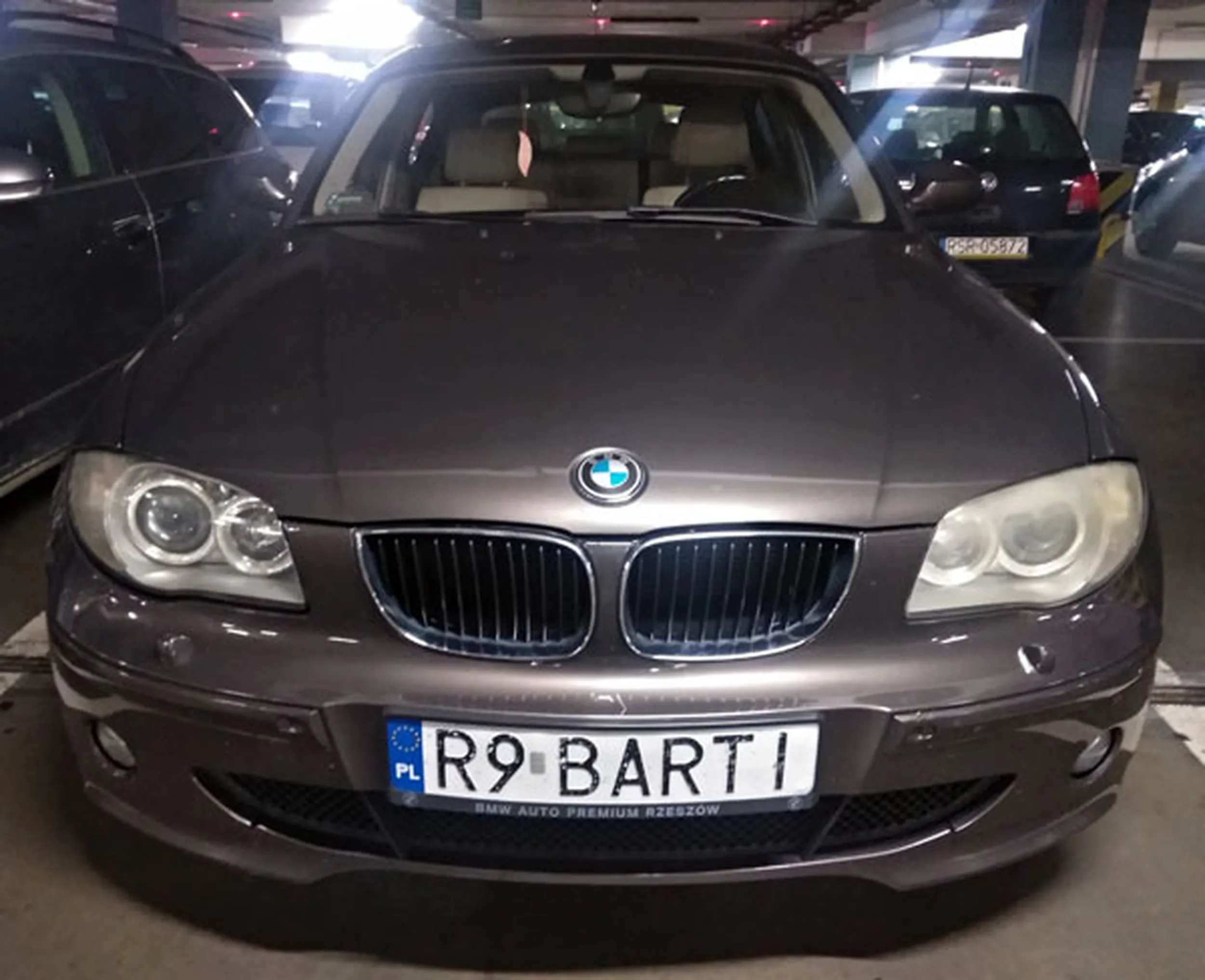 Fajny numer, blacha R9 BARTI