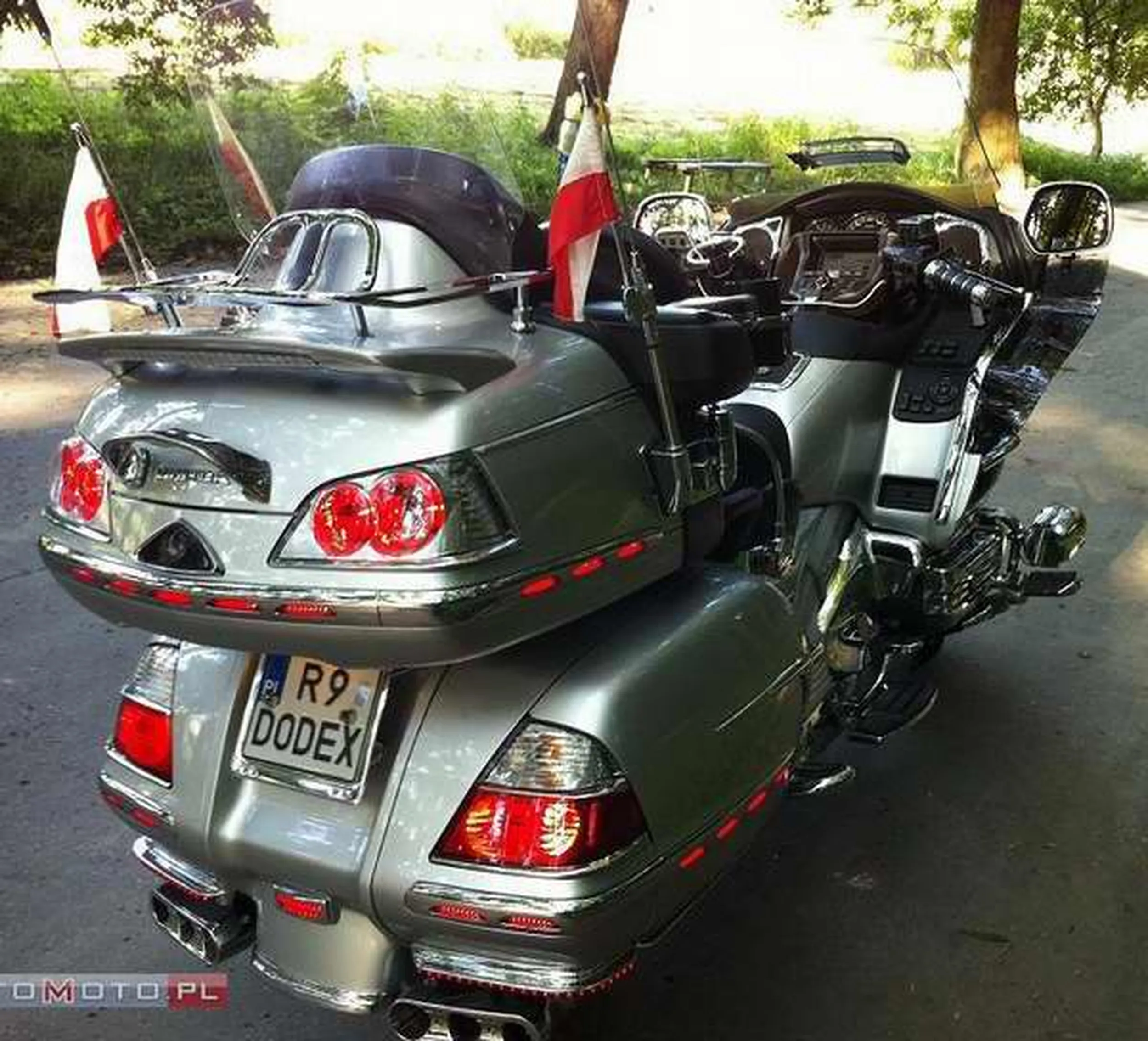 Fajny numer, blacha R9 DODEX