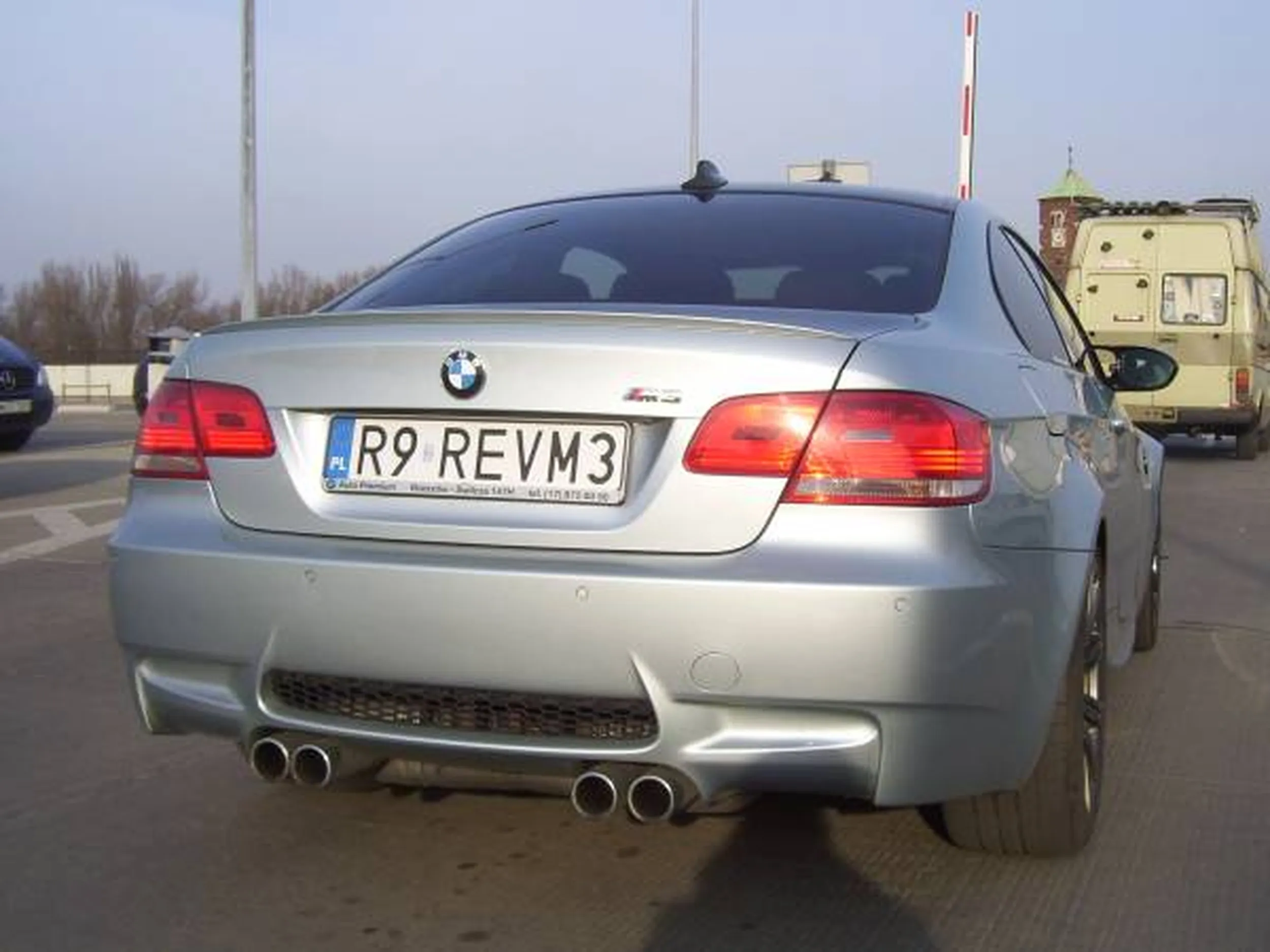 Fajny numer, blacha R9 REVM3