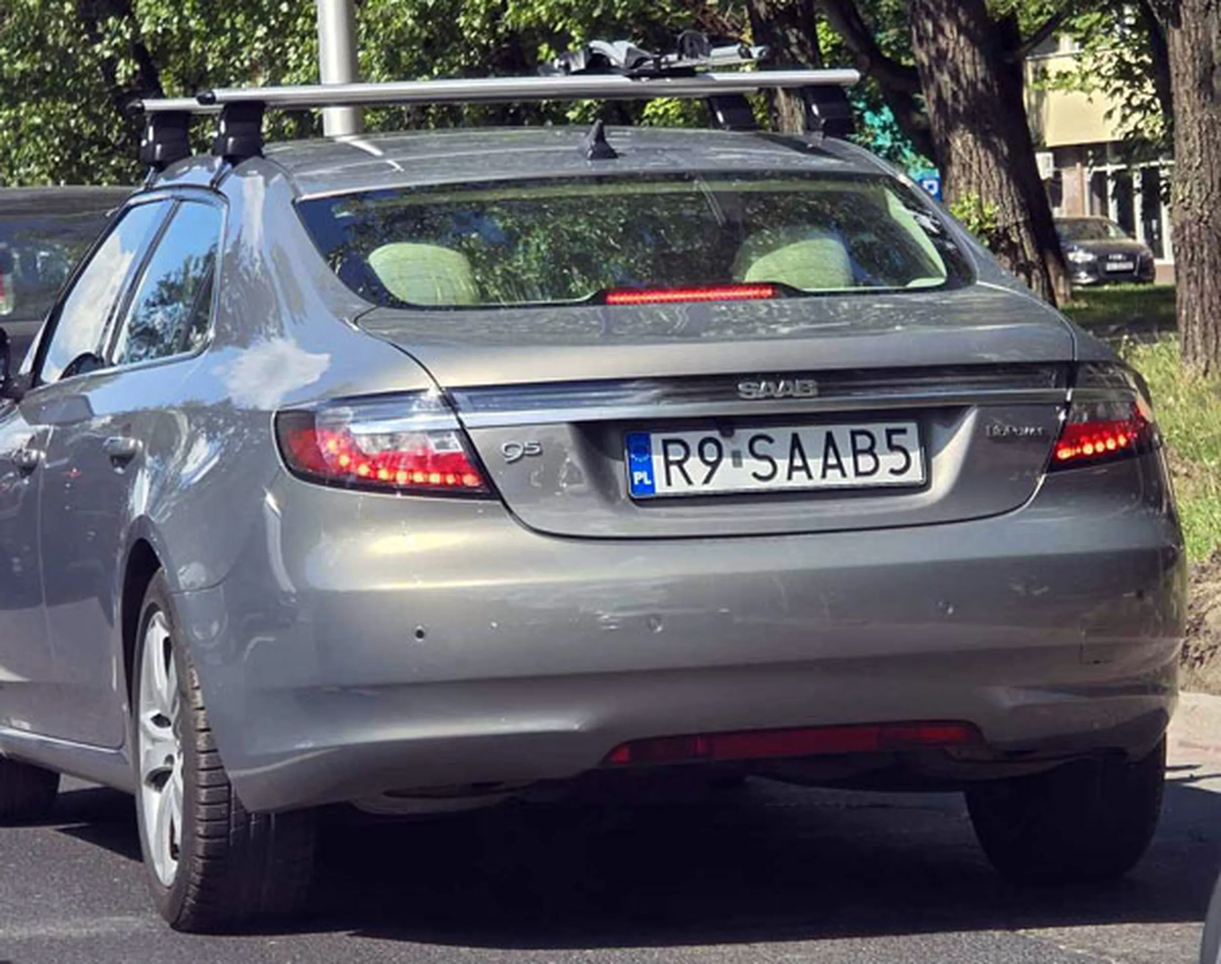Fajny numer, blacha R9 SAAB5