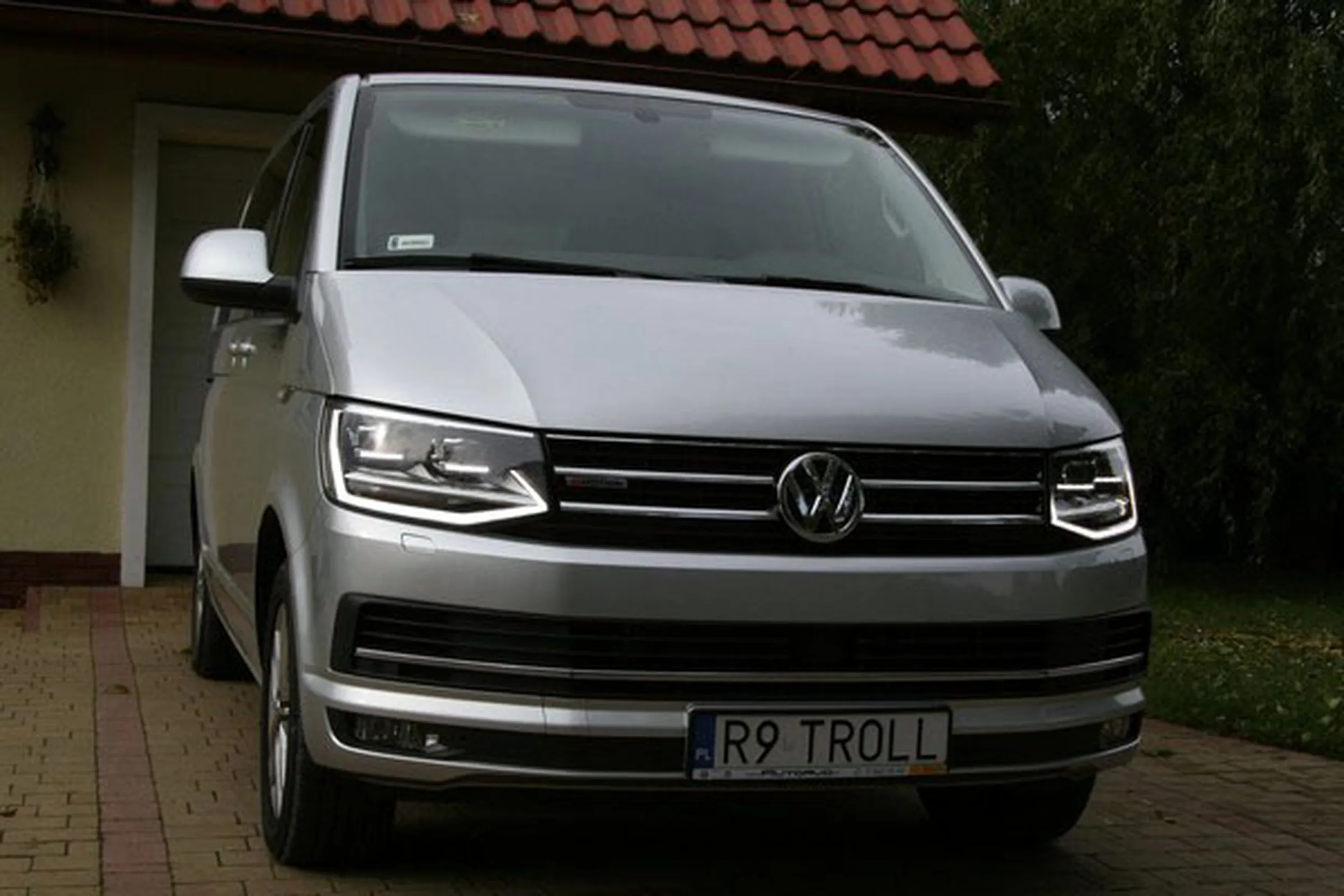 Fajny numer, blacha R9 TROLL