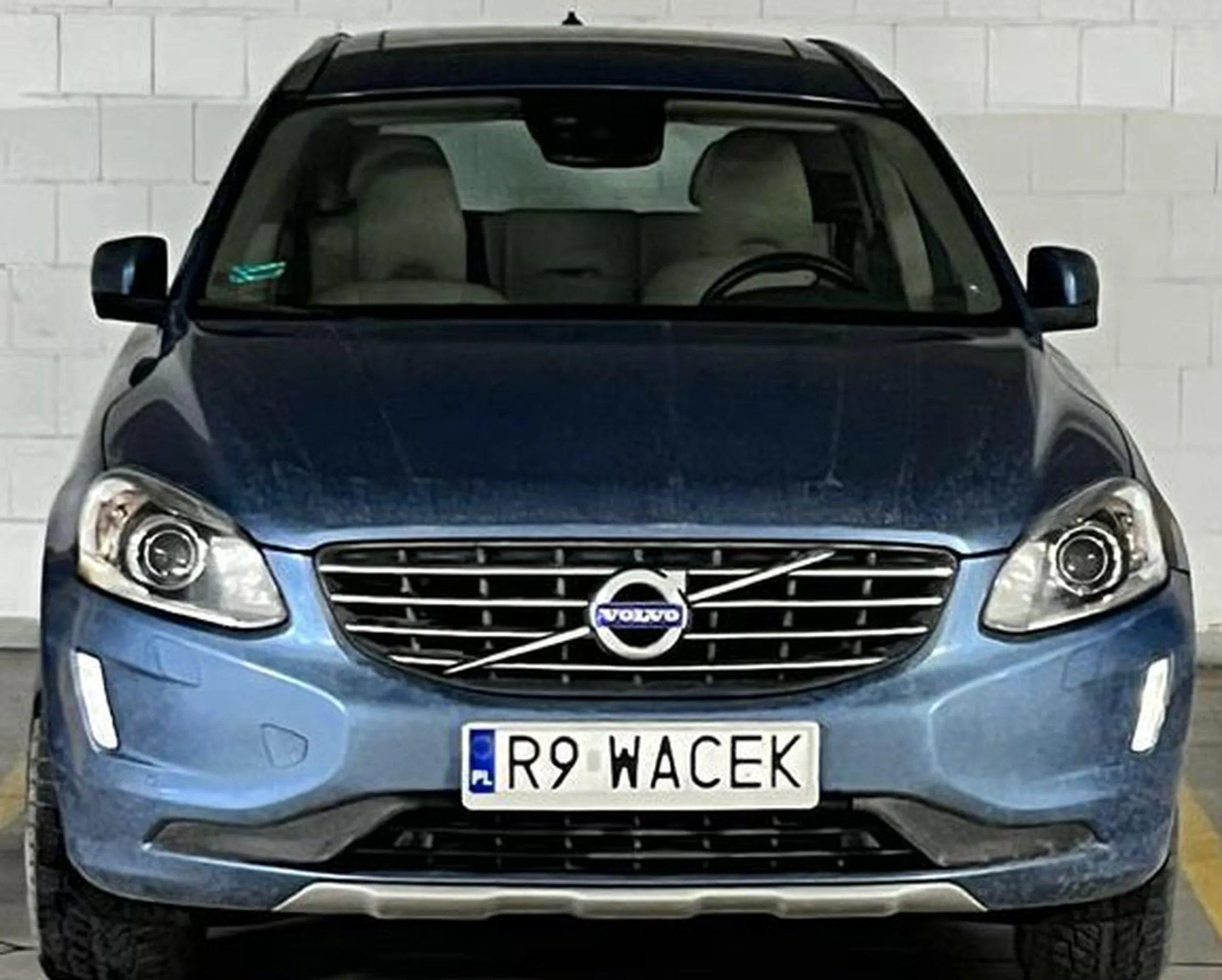 Fajny numer, blacha R9 WACEK