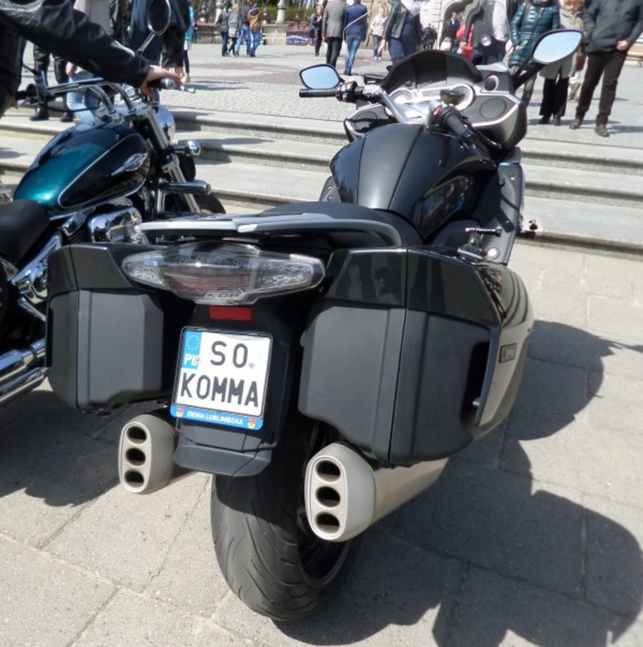 Fajny numer, blacha S0 KOMMA