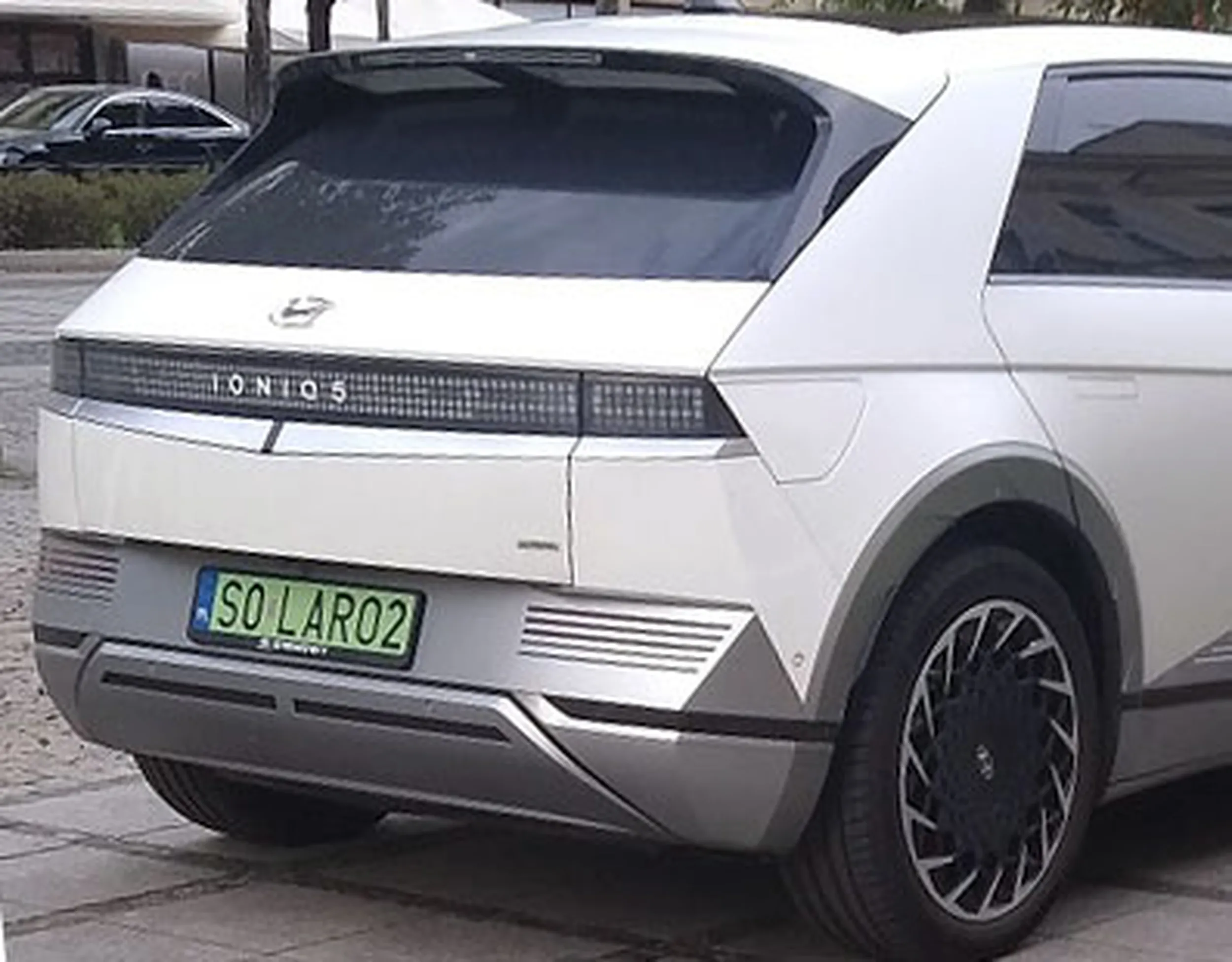 Fajny numer, blacha S0 LARO2