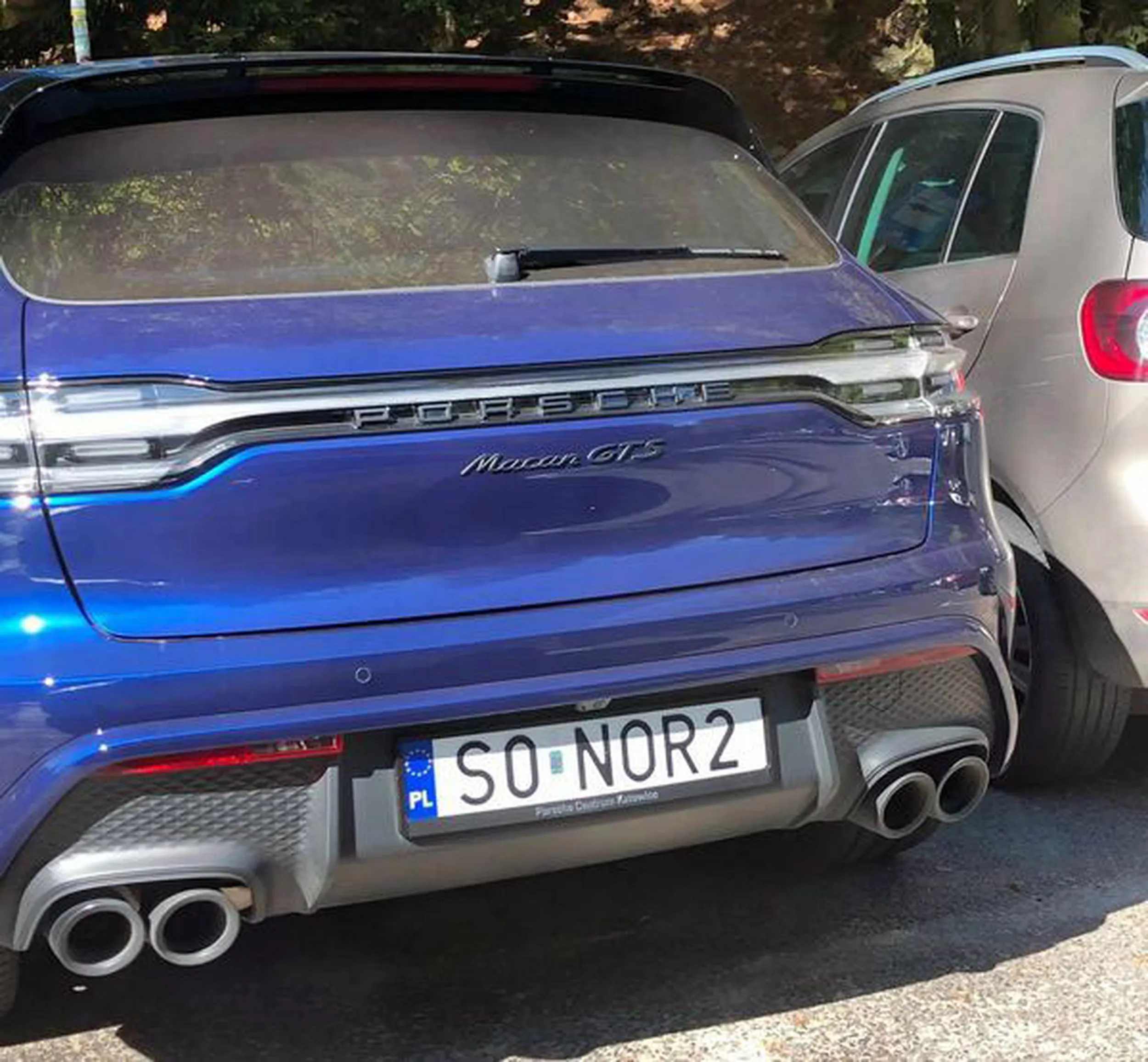 Fajny numer, blacha S0 NOR2