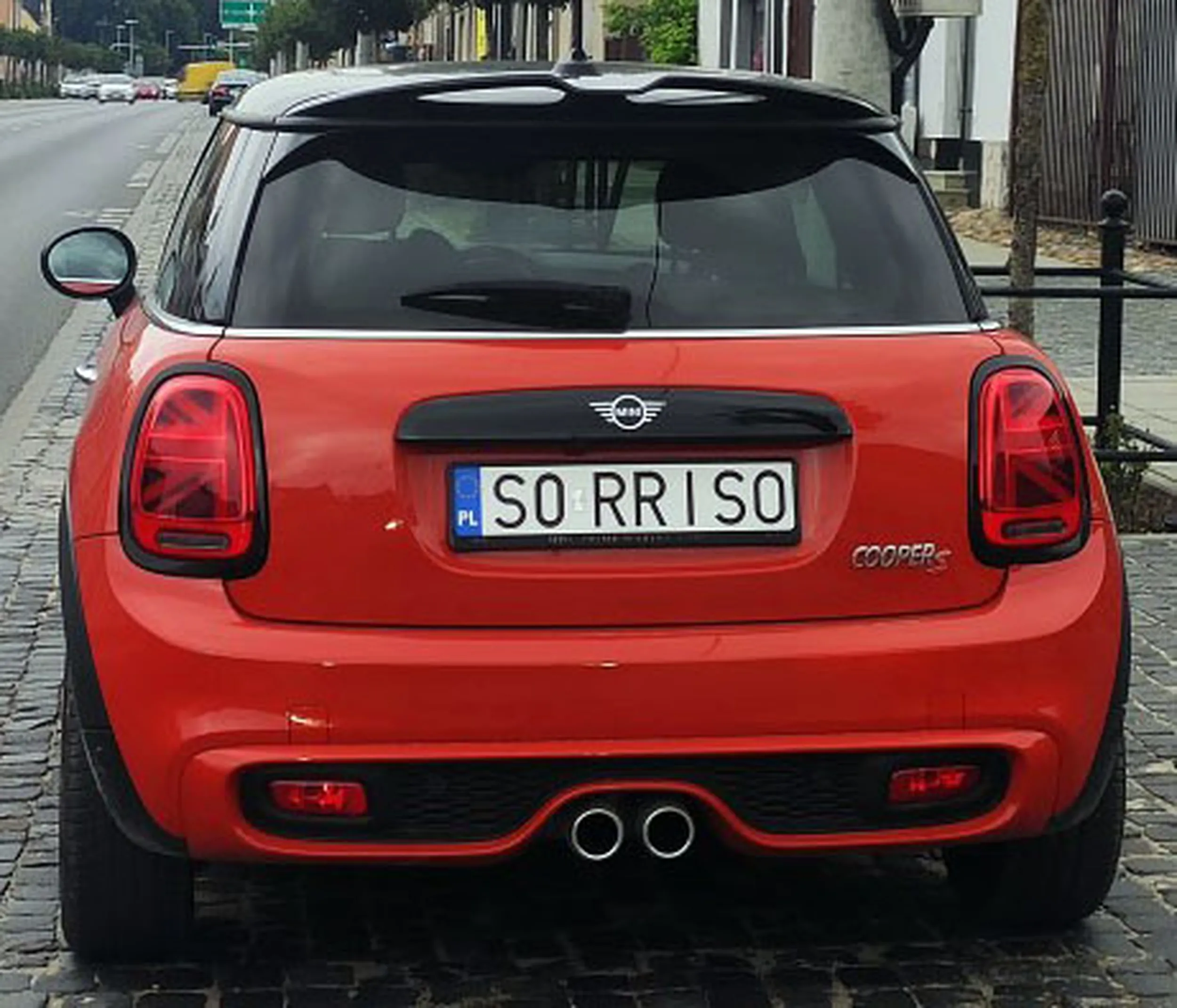 Fajny numer, blacha S0 RRISO