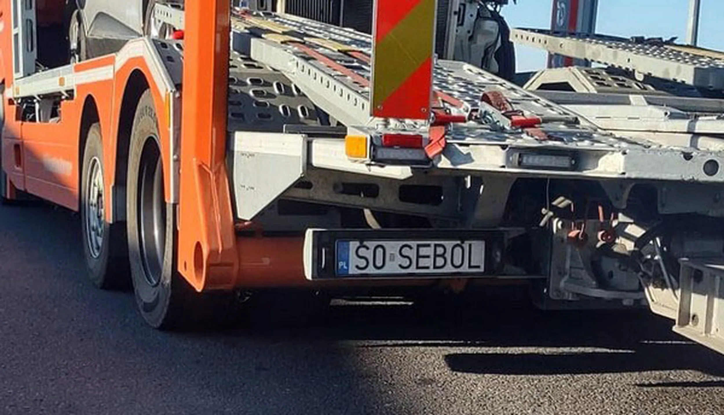 Fajny numer, blacha S0 SEBOL