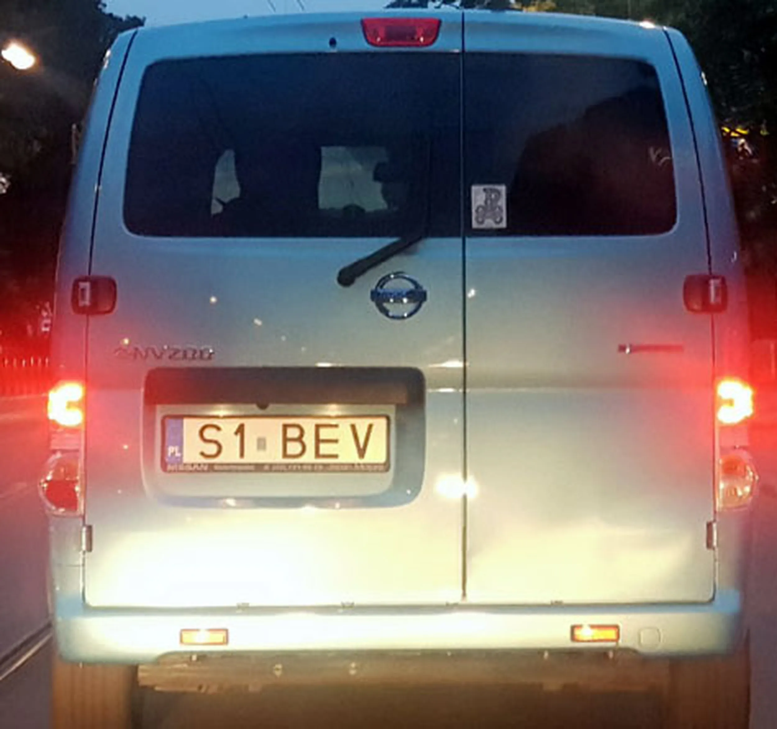 Fajny numer, blacha S1 BEV