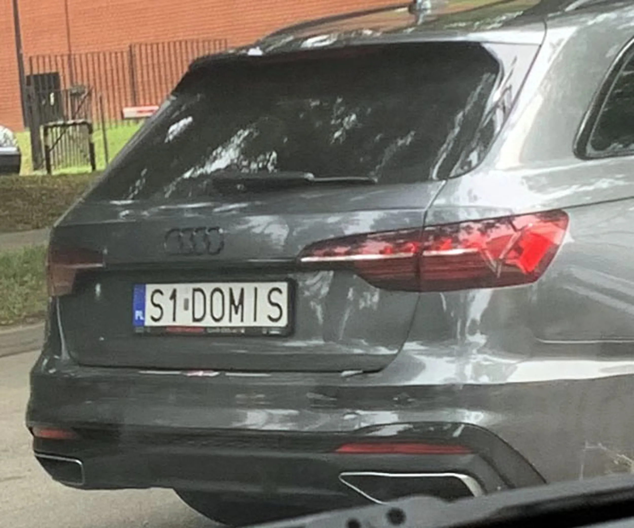 Fajny numer, blacha S1 DOMIS