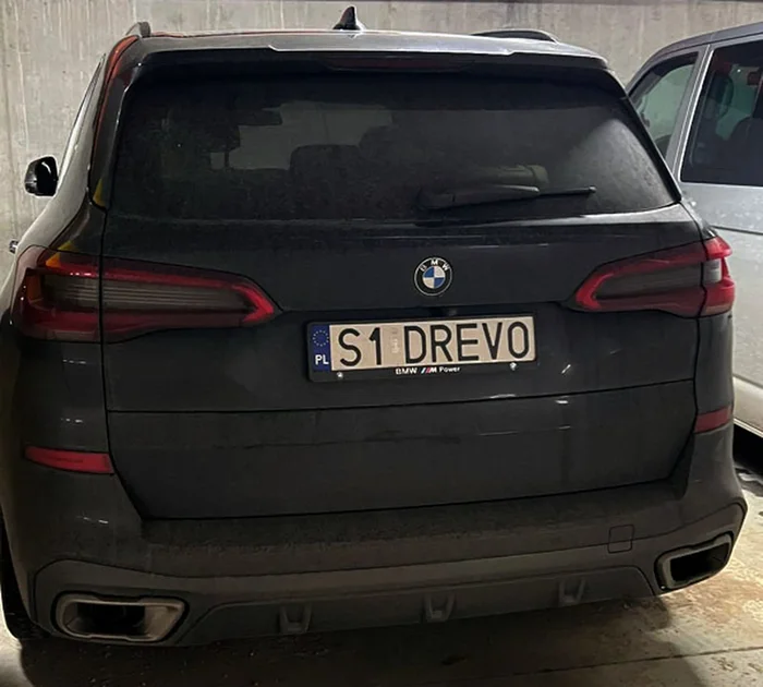 Fajny numer, blacha S1 DREVO