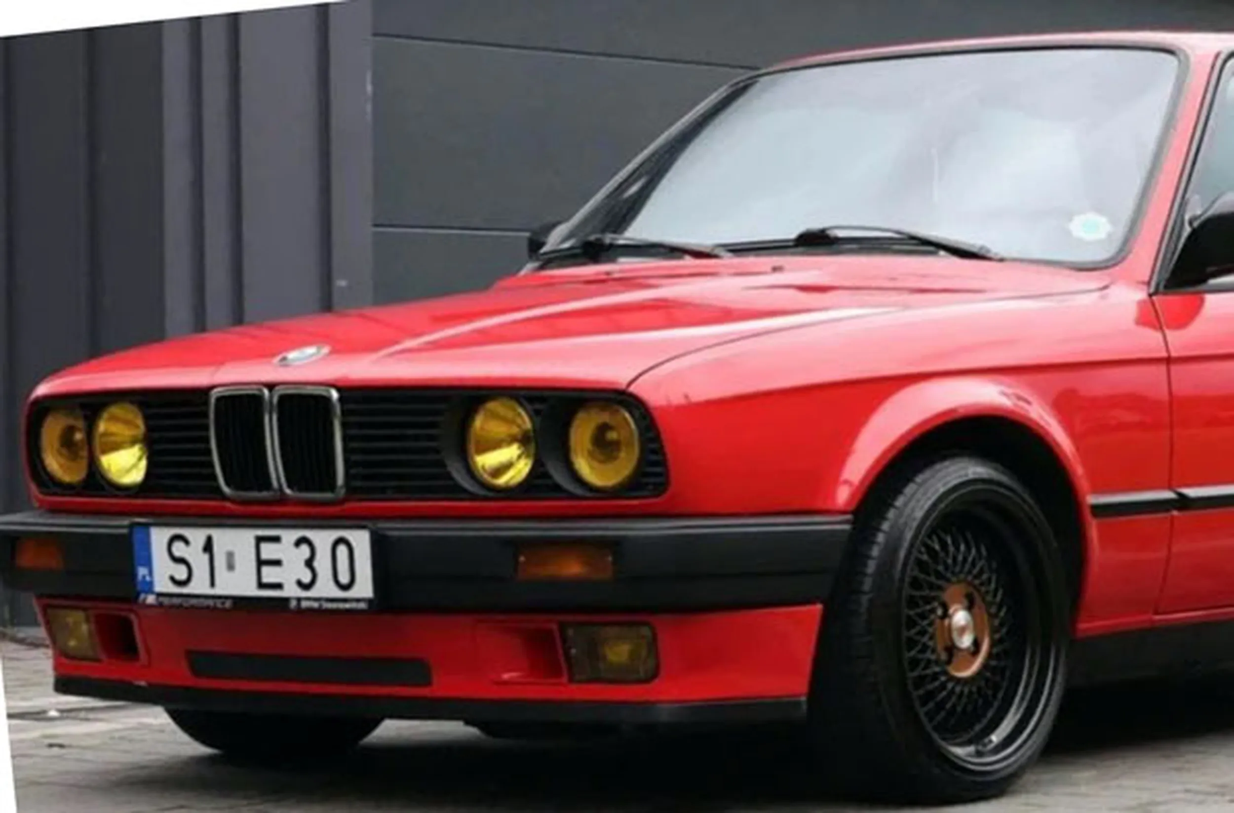 Fajny numer, blacha S1 E30